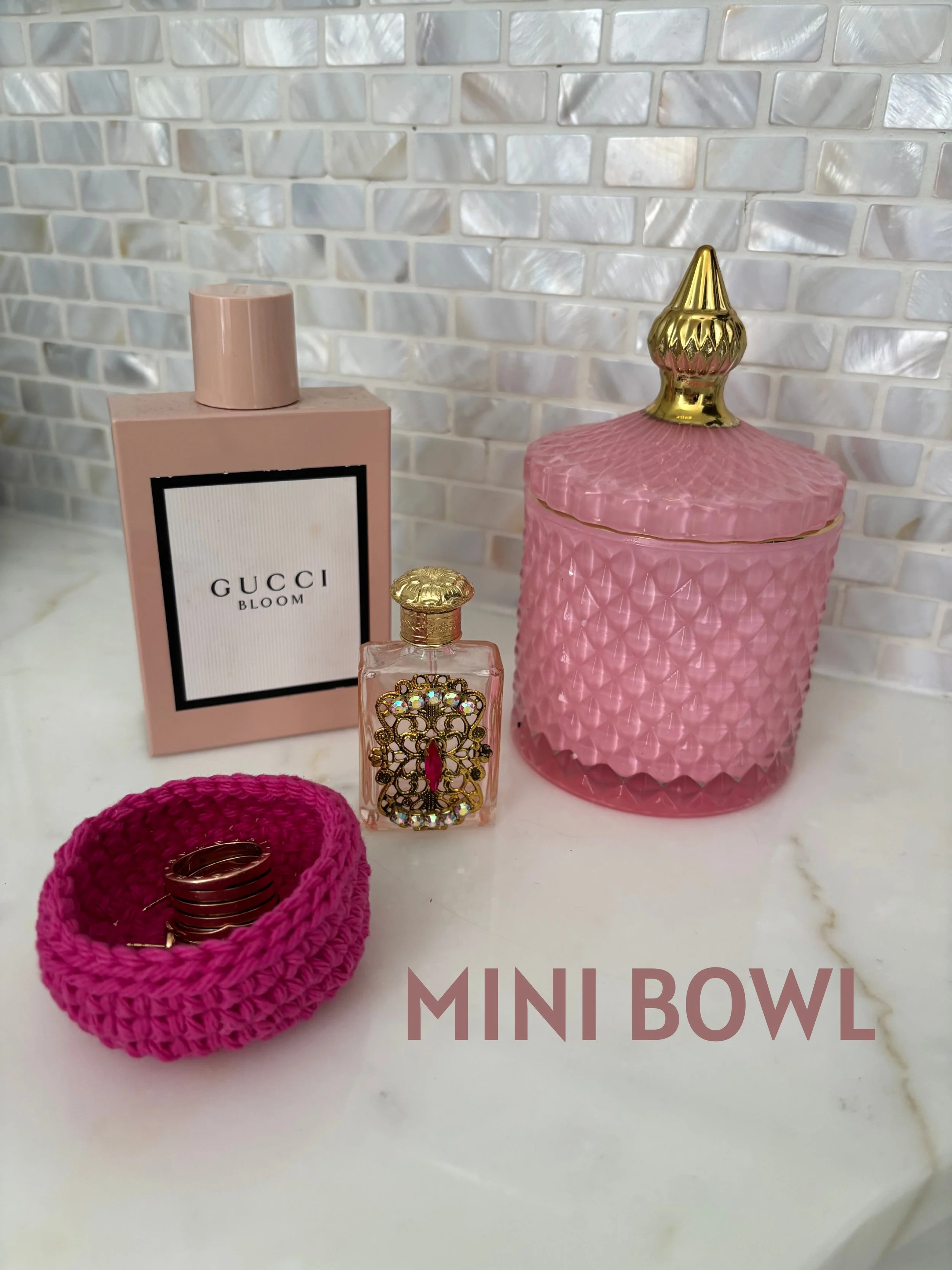 Mini Hot Pink Labelled.JPG