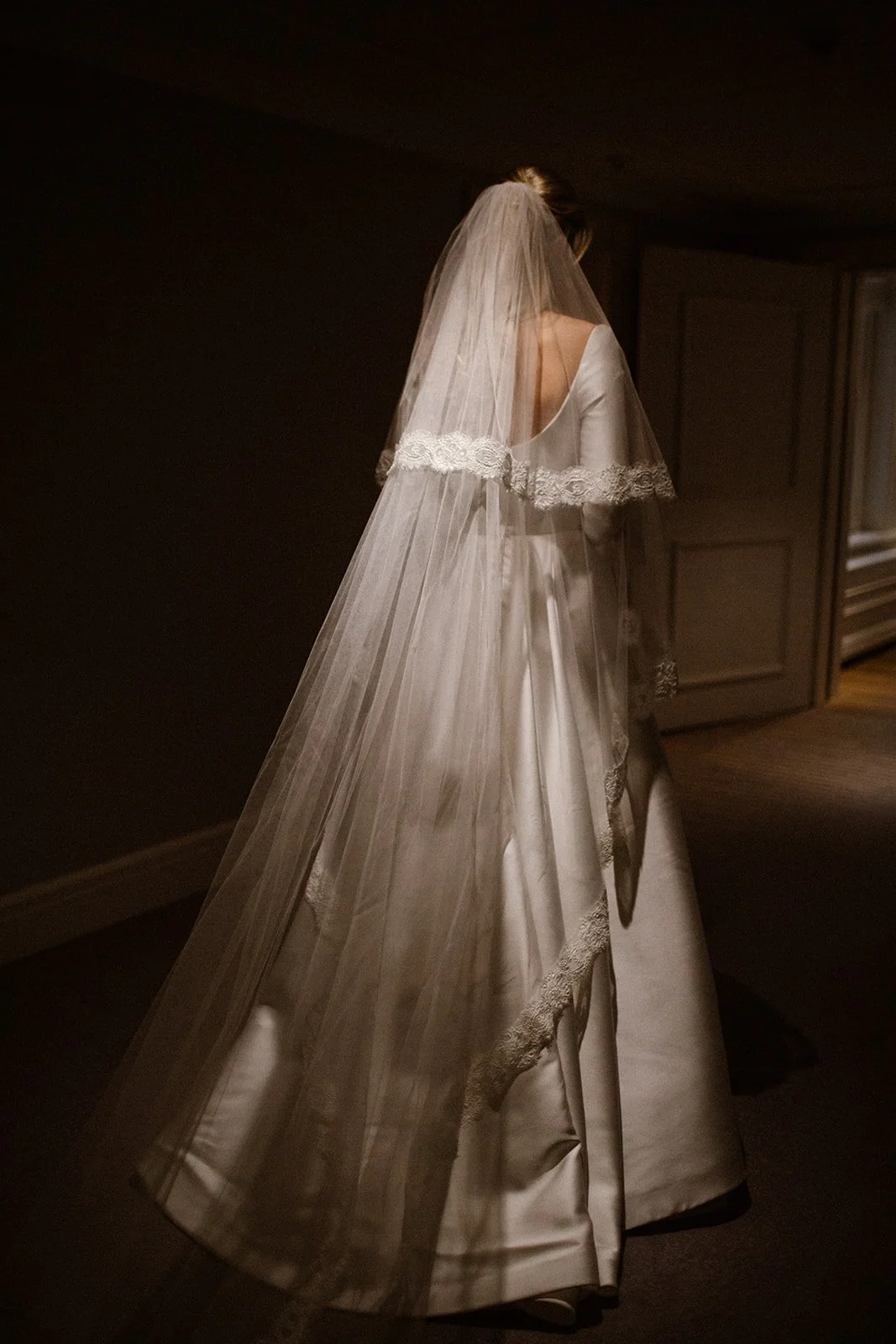 Bride ready for her winter wedding at Waldorf Astoria Amsterdam.