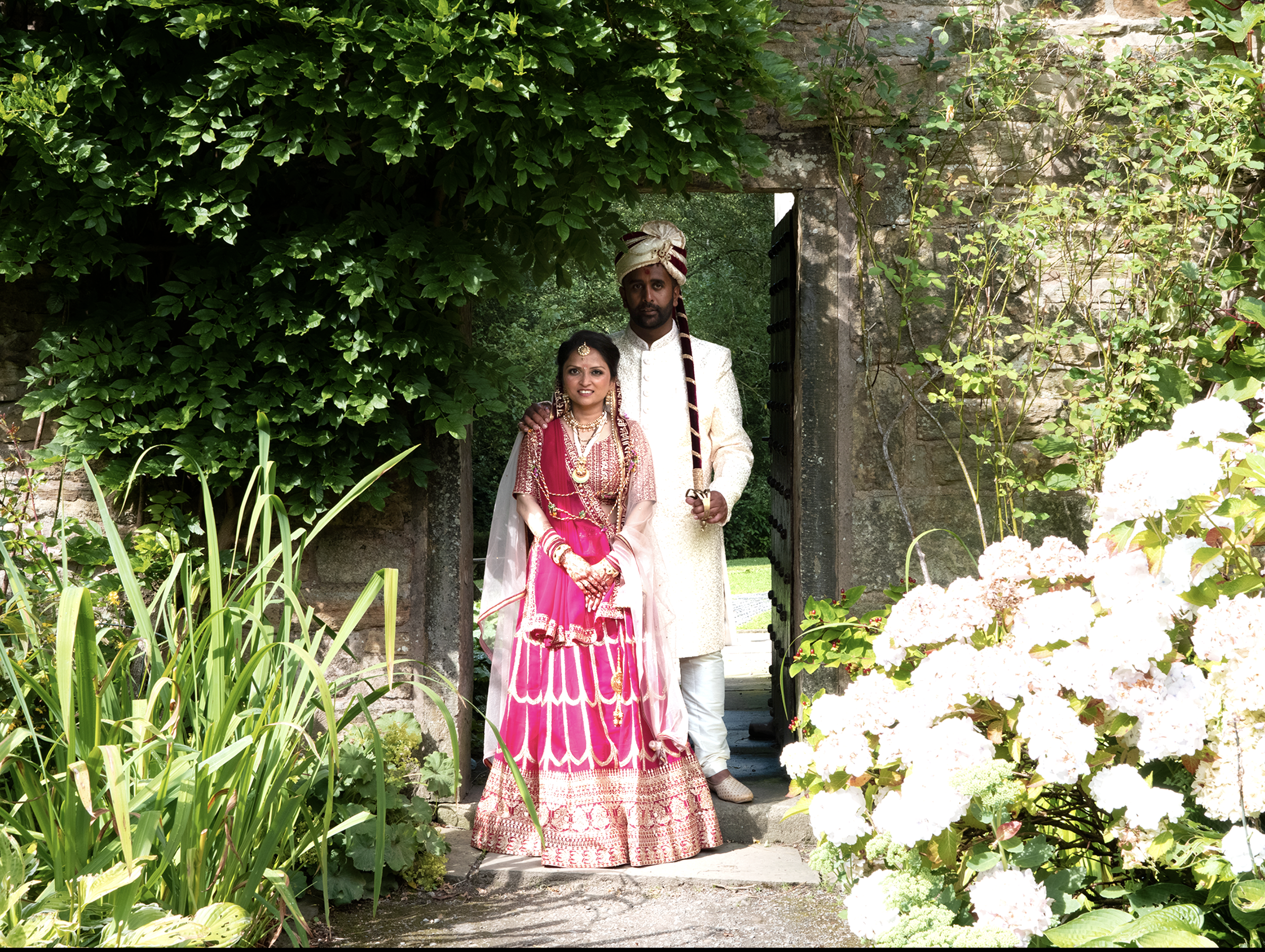 Beautiful park wedding videography between your ceremony and reception