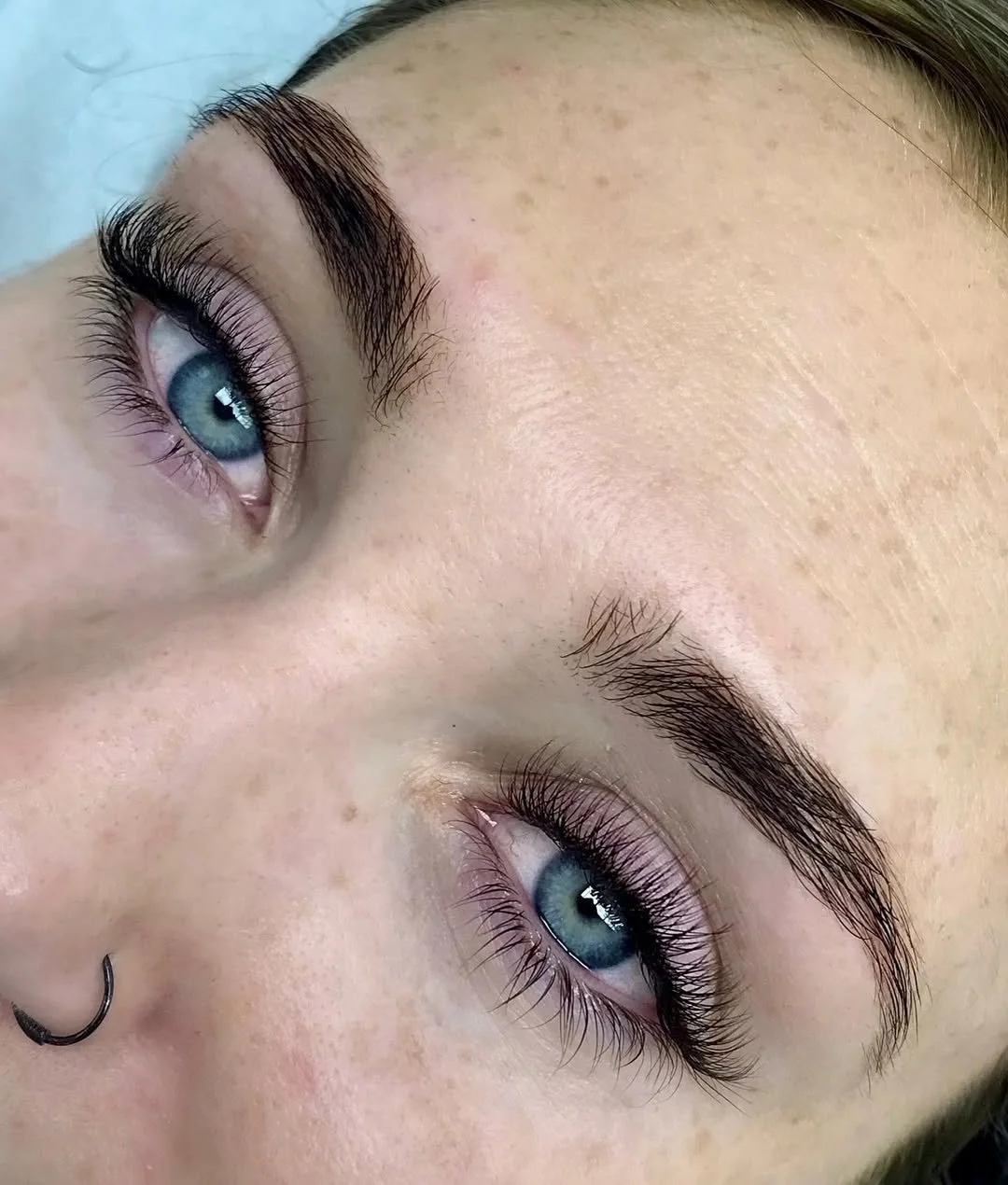 eyelash extensions 1.jpg