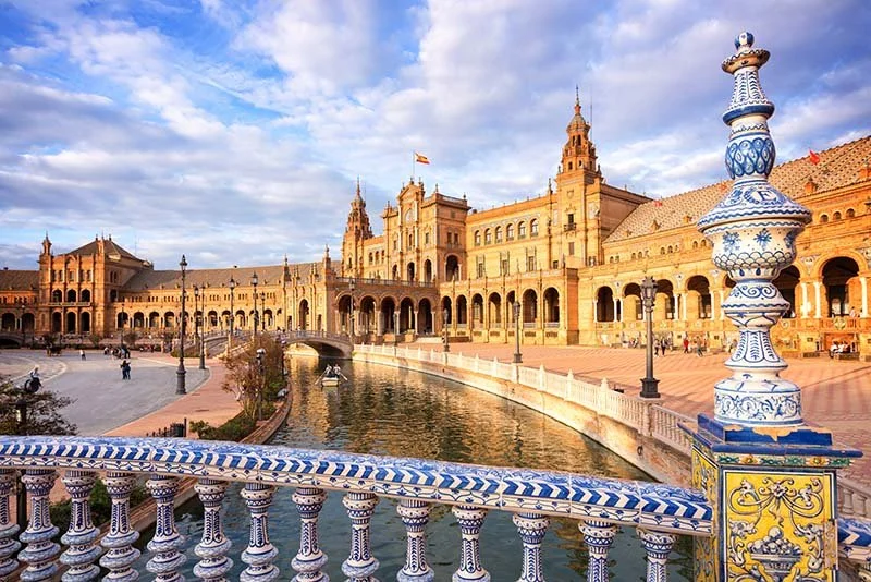 plaza-de-espana.jpg