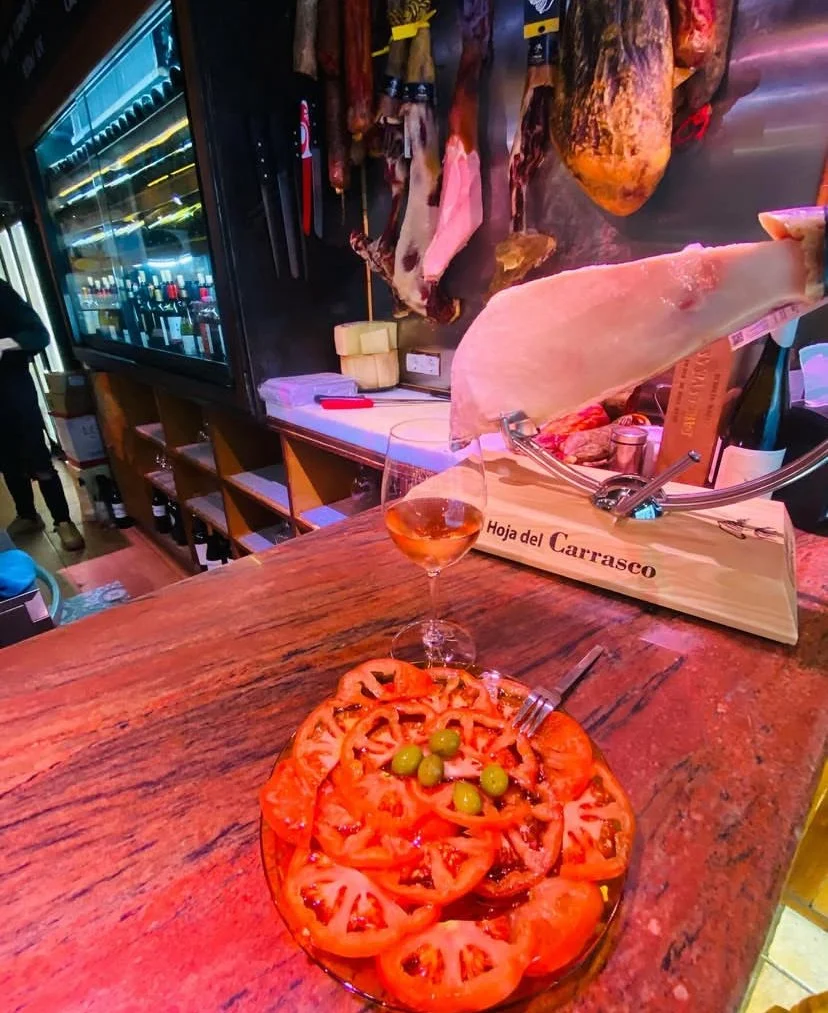 How to Pair Wine with Tomato Salad