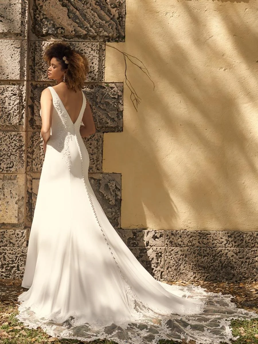 Maggie_Sottero_Adrianna_21MS803A11_Alt2_IV.jpg