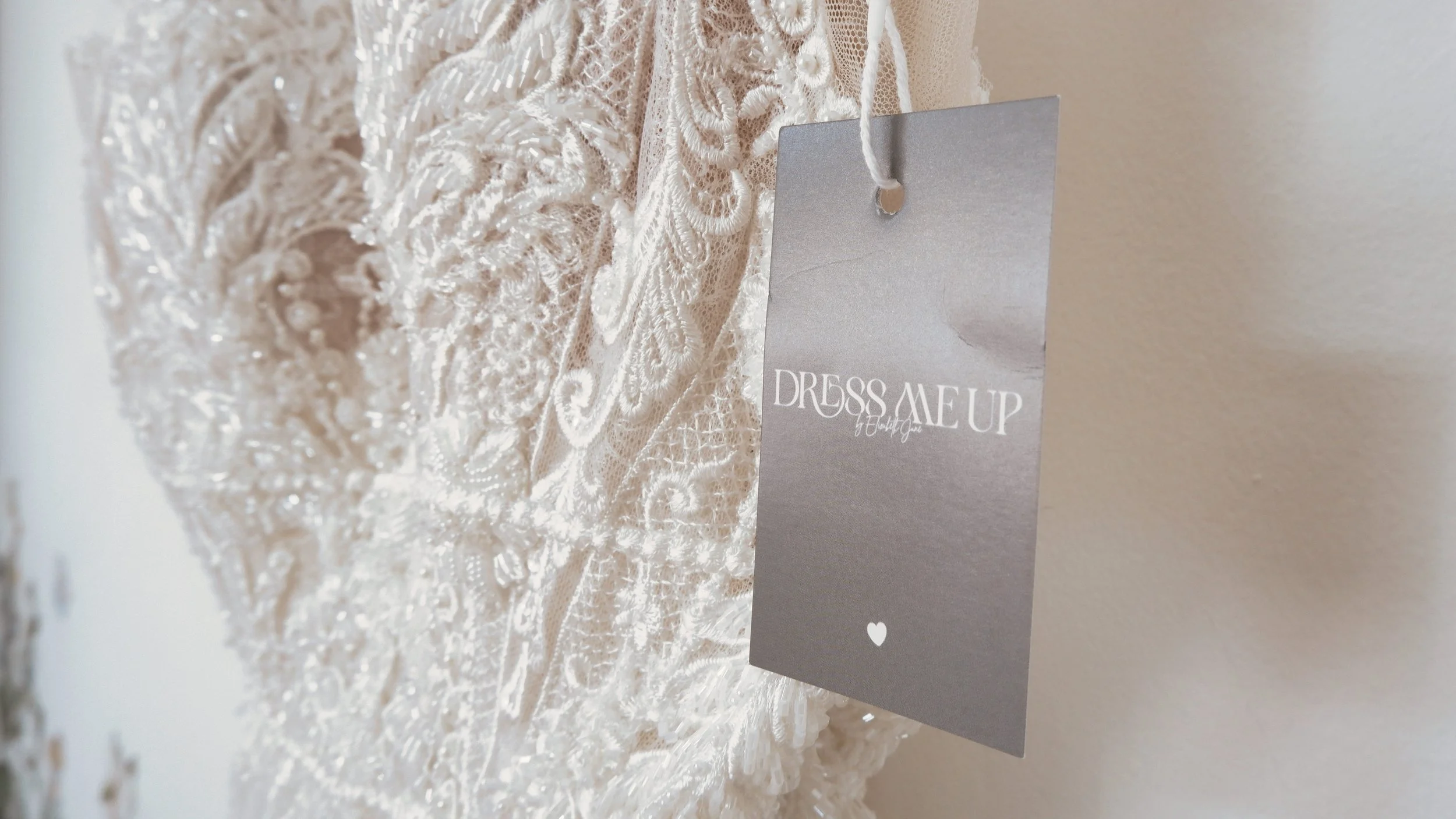 Wedding Dress Fittings in Lincoln – Off-the-Peg Bridal Dresses at Dress Me Up