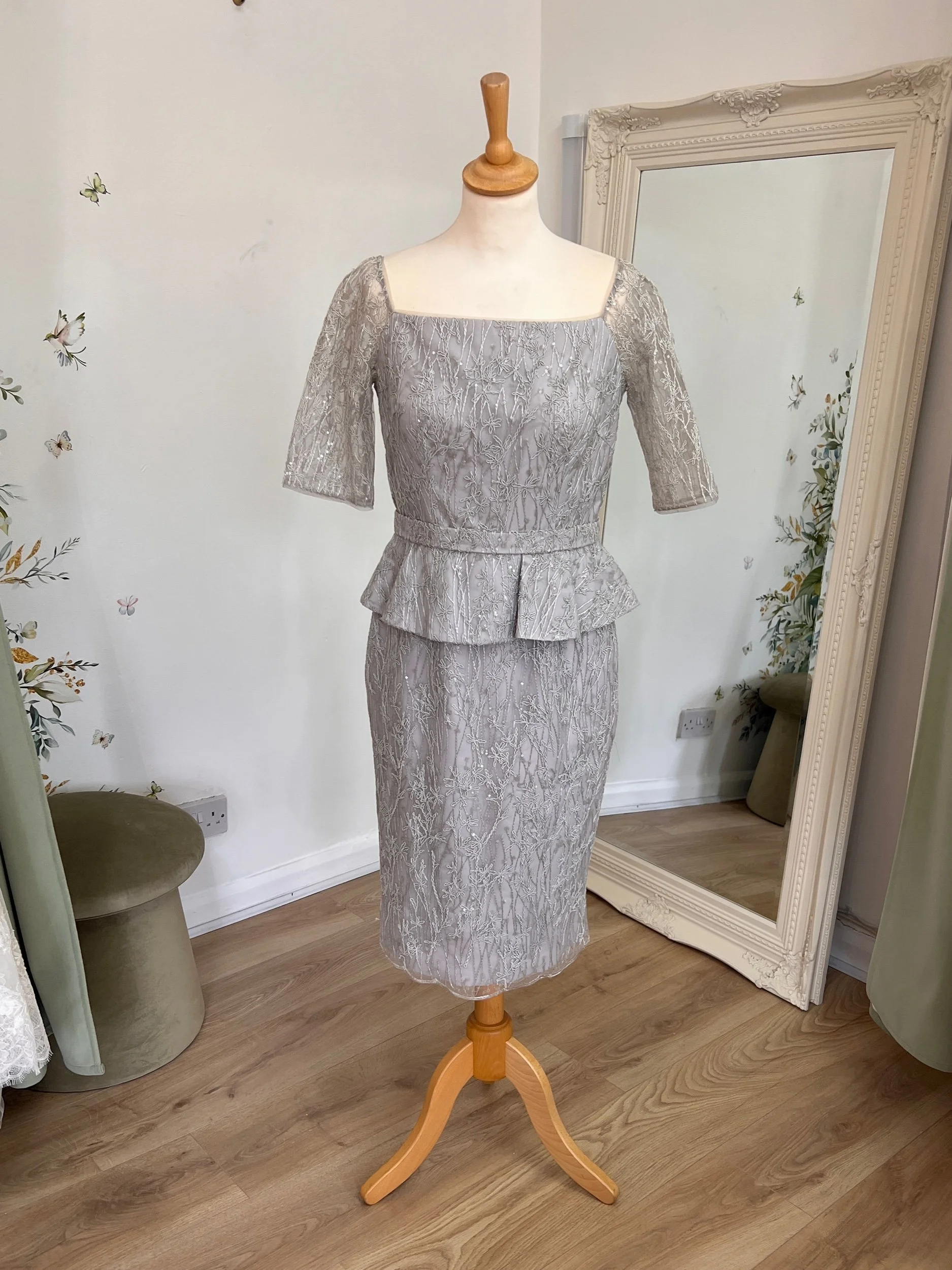 Dress Code By Veromia Occasions Dress - DC3995-  Size 10