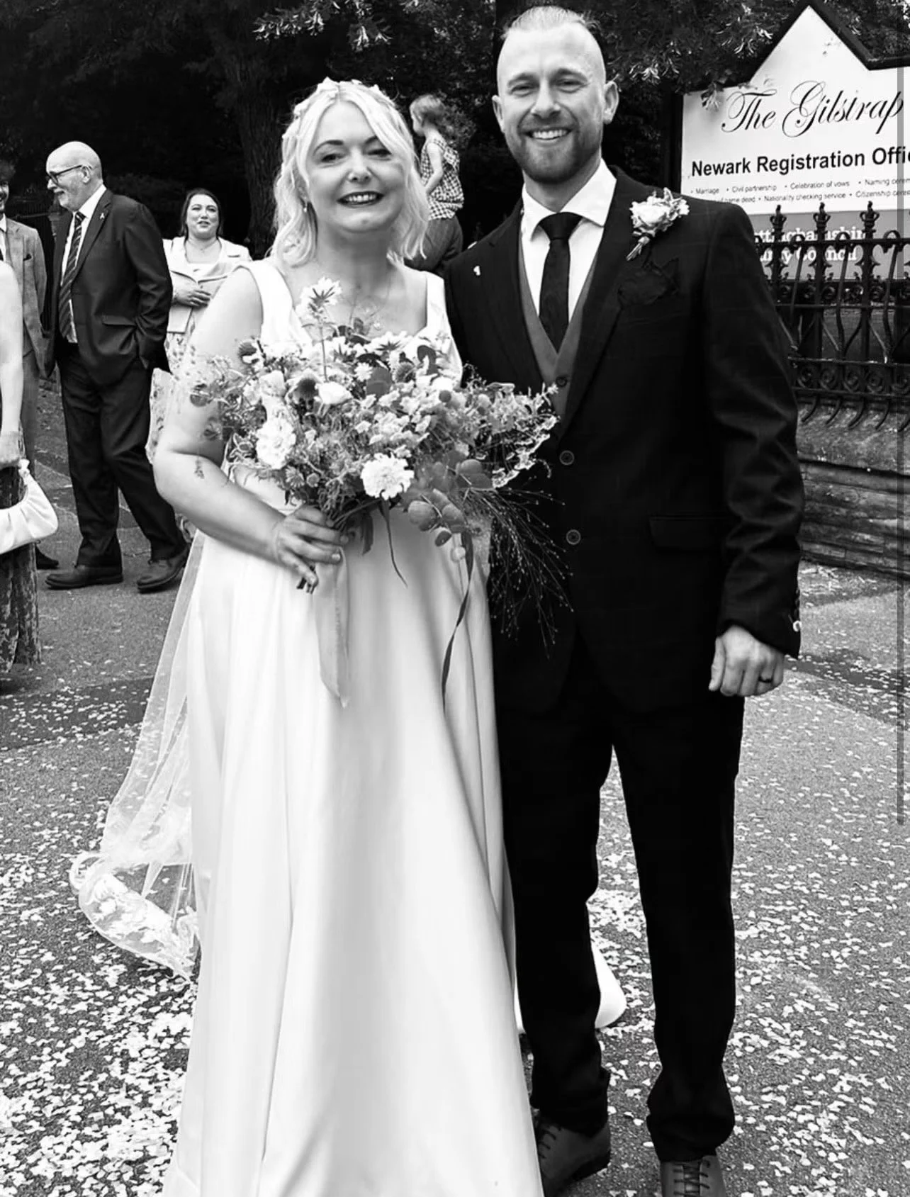Emma-dress-me-up-real-bride-wedding-day-inspiration.JPG