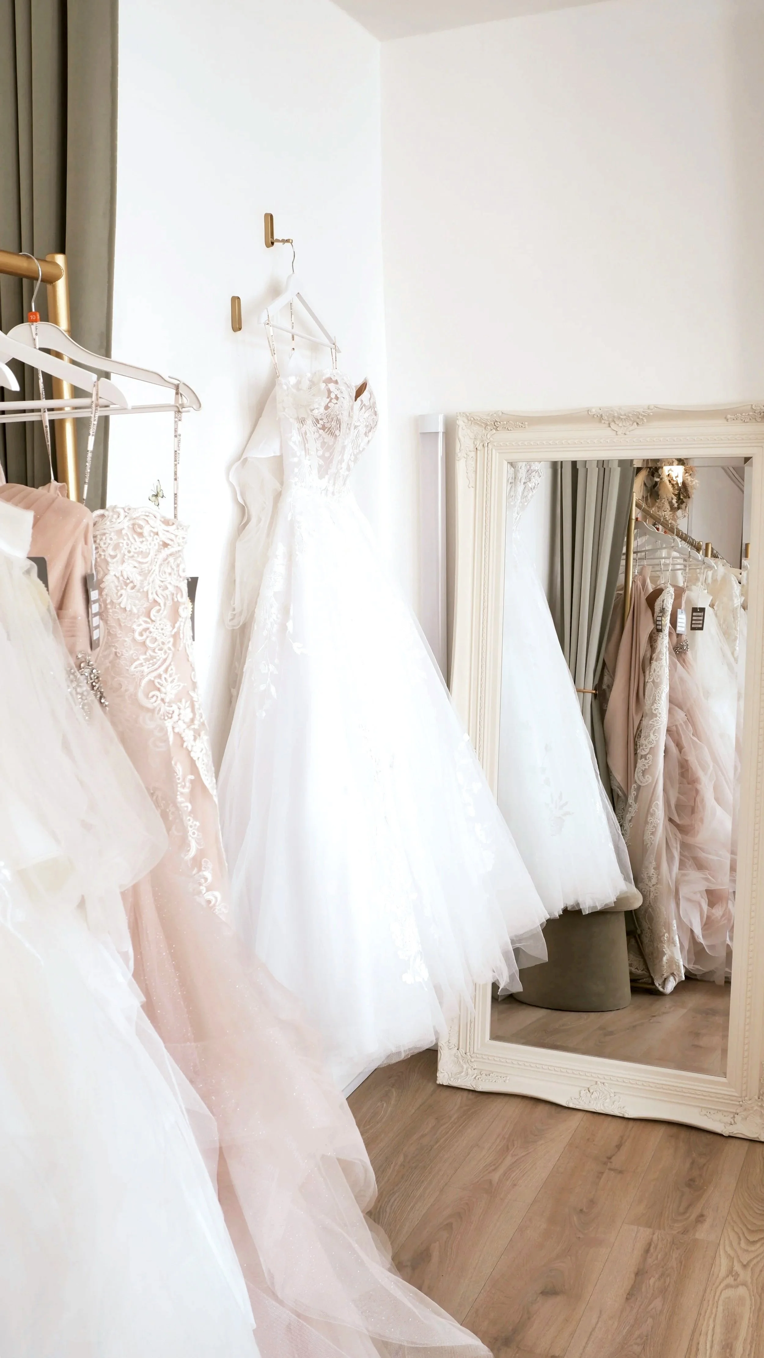elegant wedding dress collection lincolnshire