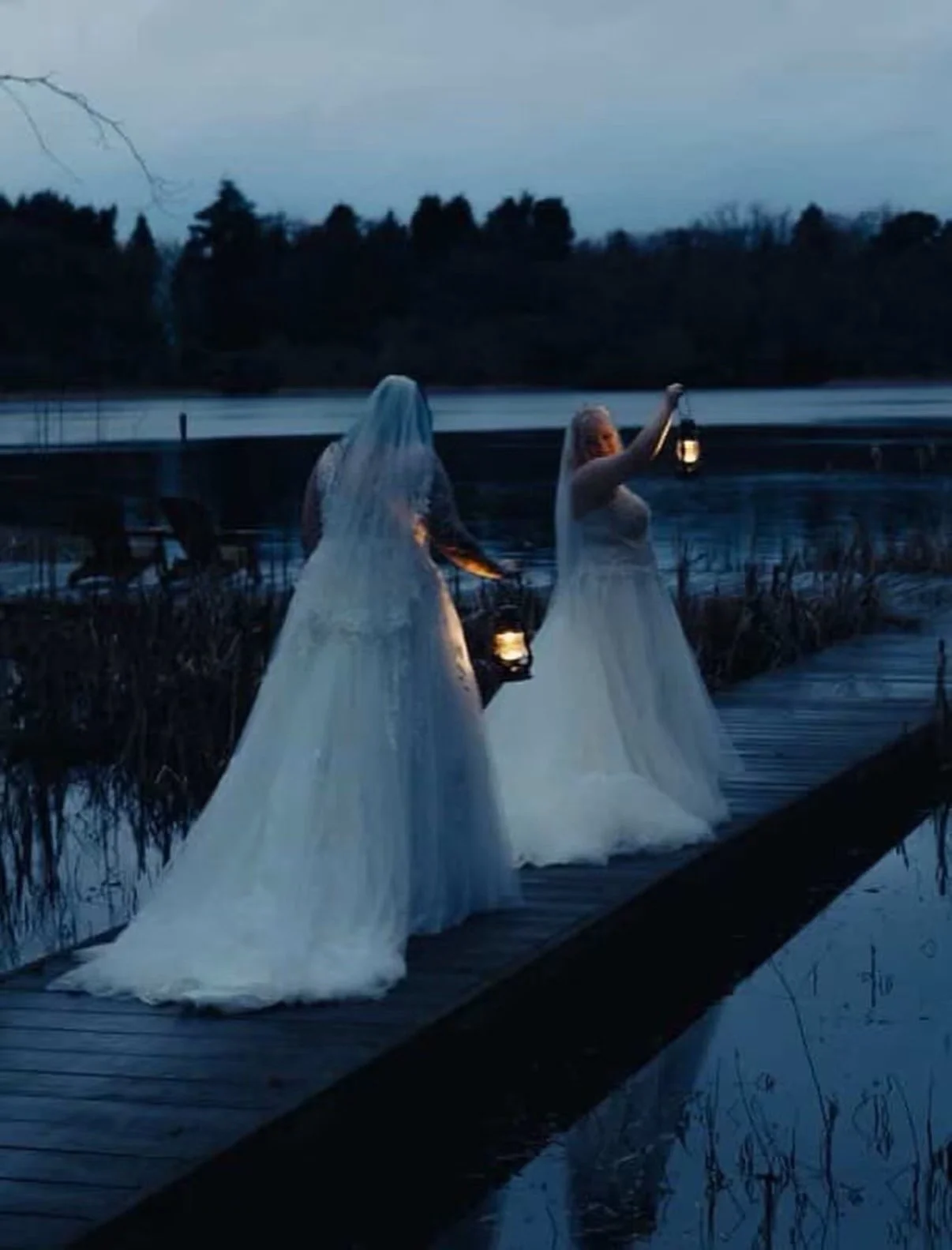 dress-me-up-real-bride-outdoor-wedding.JPG