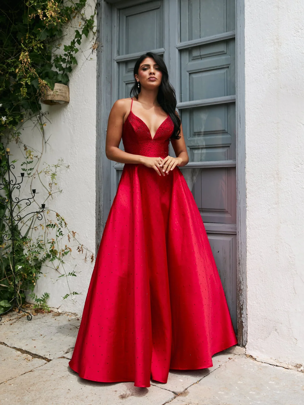 Classic ball gown with full skirt from Dress Me Up