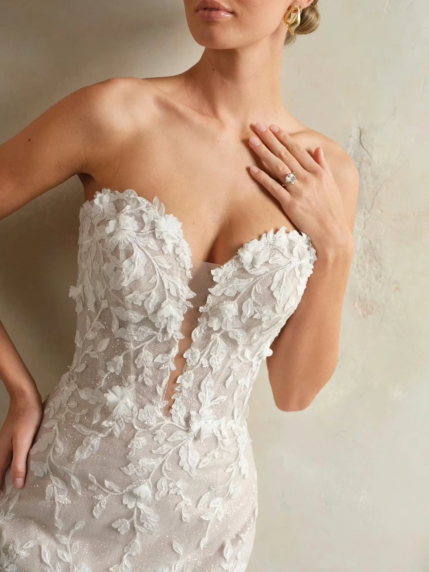 Sottero-and-Midgley-Faith-Fit-and-Flare-24SC823A01-Alt53-ND.jpg