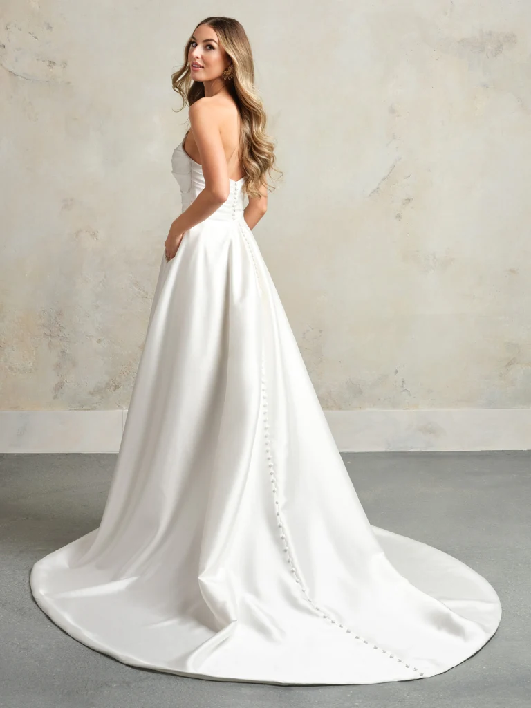 Rebecca-Ingram-Ethelinda-Short-24RS827A01-AI-Alt54 (1).jpg