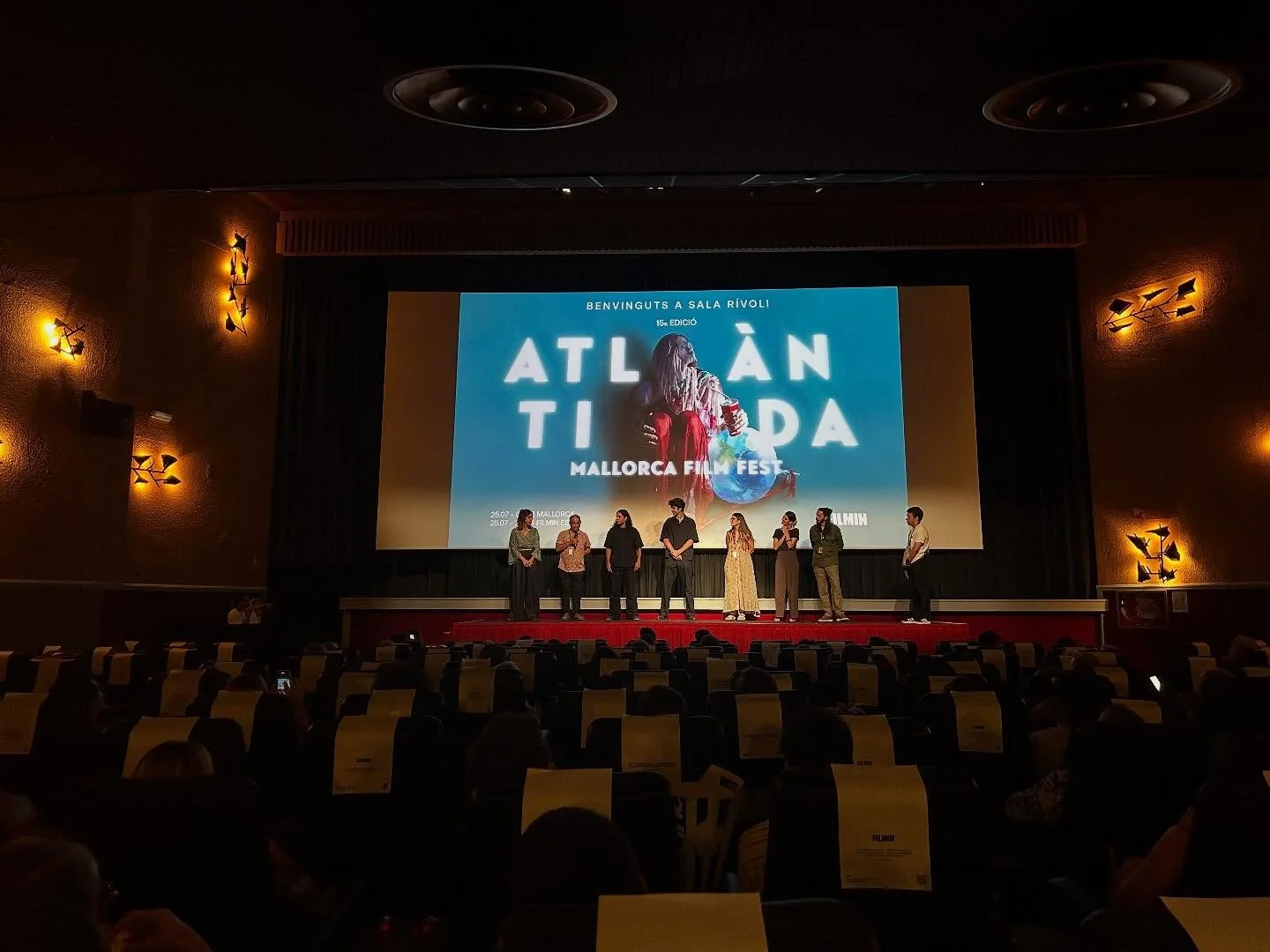 Primera projecci&oacute; ahir al R&iacute;voli @aficineib del nostre curmetratge &ldquo;Maria Enganxa&rdquo; participa a l&rsquo;@atlantidamallorcafilmfest &ndash; Avui dijous segon passi al @cineciutat! 🎟️ @icib_cultura @icib_industriesculturalsib 