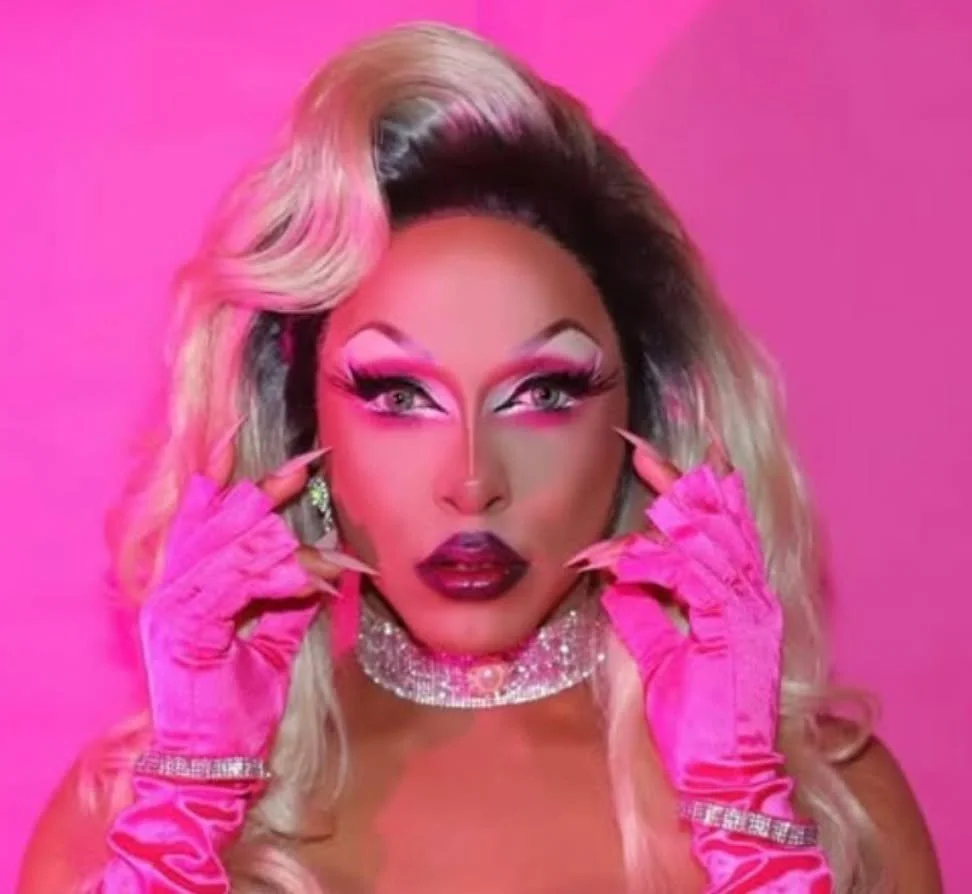 Looking for a fun night out in Rockridge? Head to the Dolled Up Drag Show with Ava Lashay every Thursday at 9pm at The RIC, 5515 College Avenue. 💃😽🍹

#rockridgeoakland #rockridgedistrict #dragshow #oakland