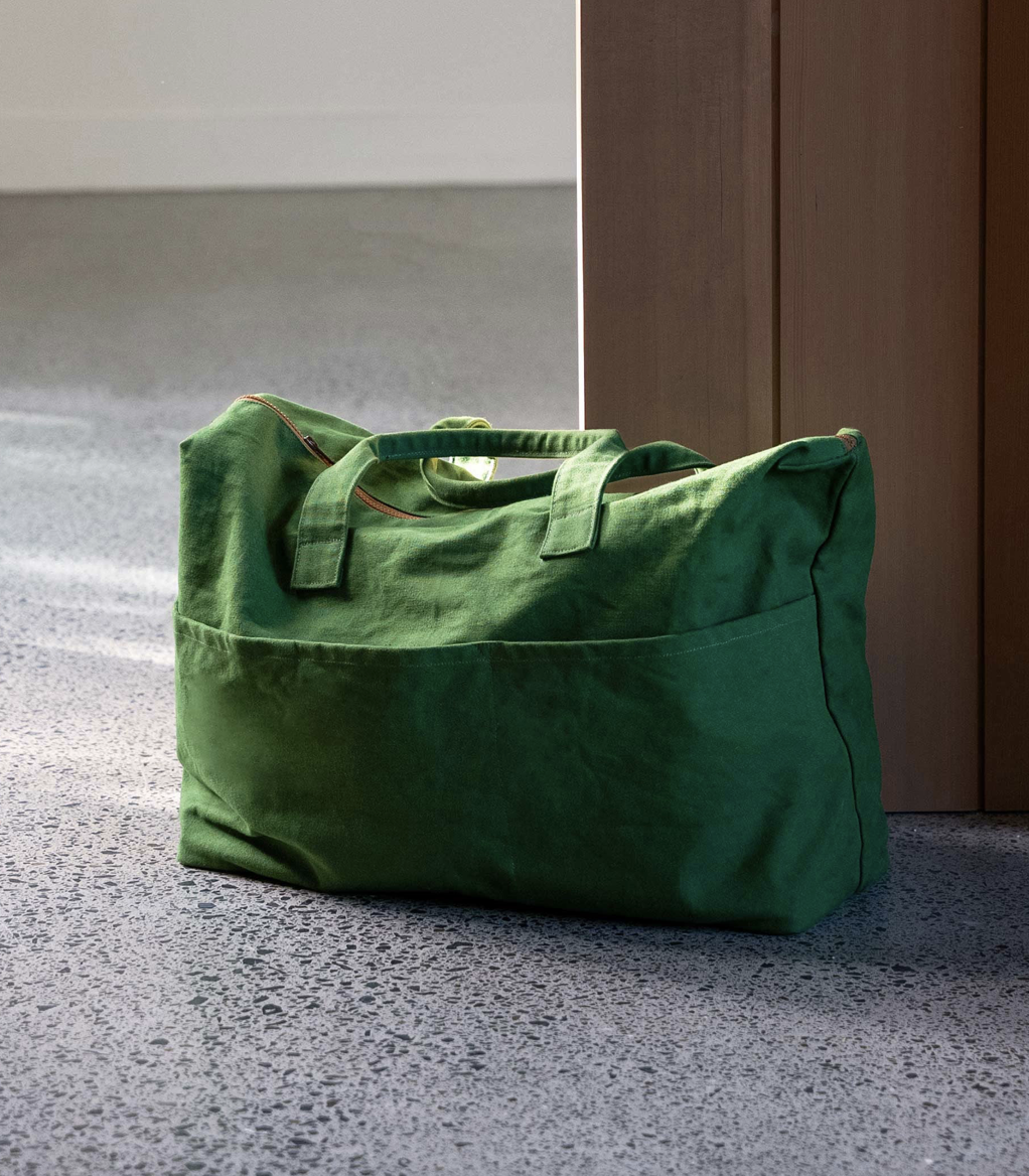 Marlo Contrast Overnight Bag