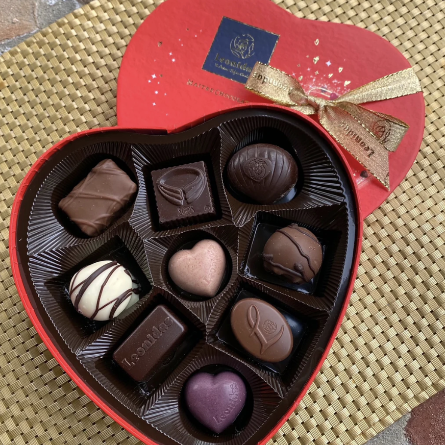 Leonidas 9-Piece Heart Valentine's Tin