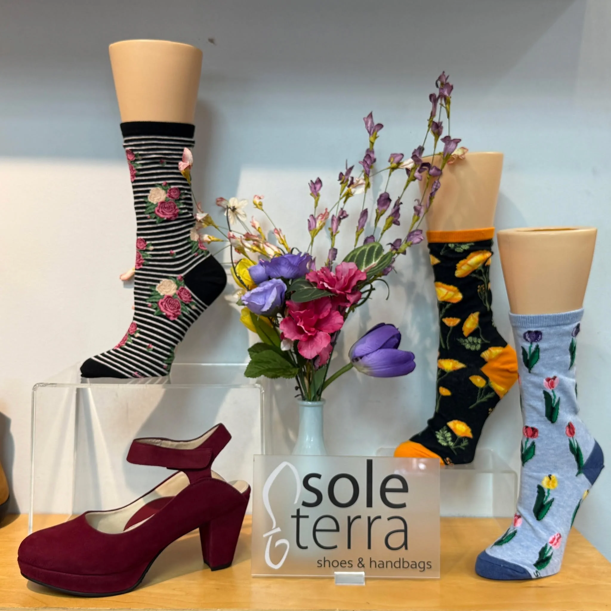 The Sole Terra Venus... a design that is Inspired by women, built for women, and loved by women. The ultimate comfort dress shoe for any occasion. Handmade in Spain with Italian glove like leather. Exclusively at Sole Terra Shoes.

Sole Terra Shoes
5