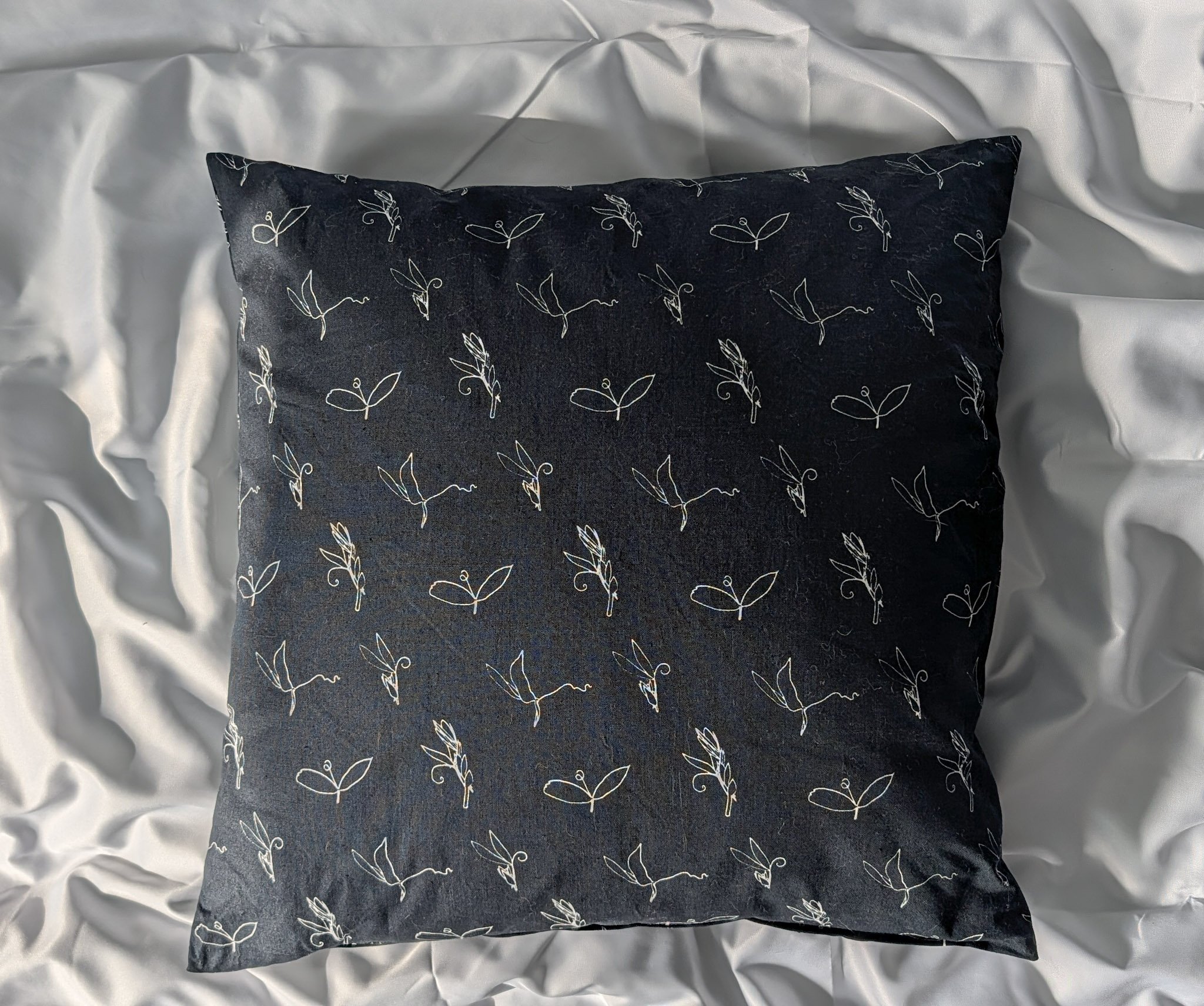 Mighnight garden pillow.jpg