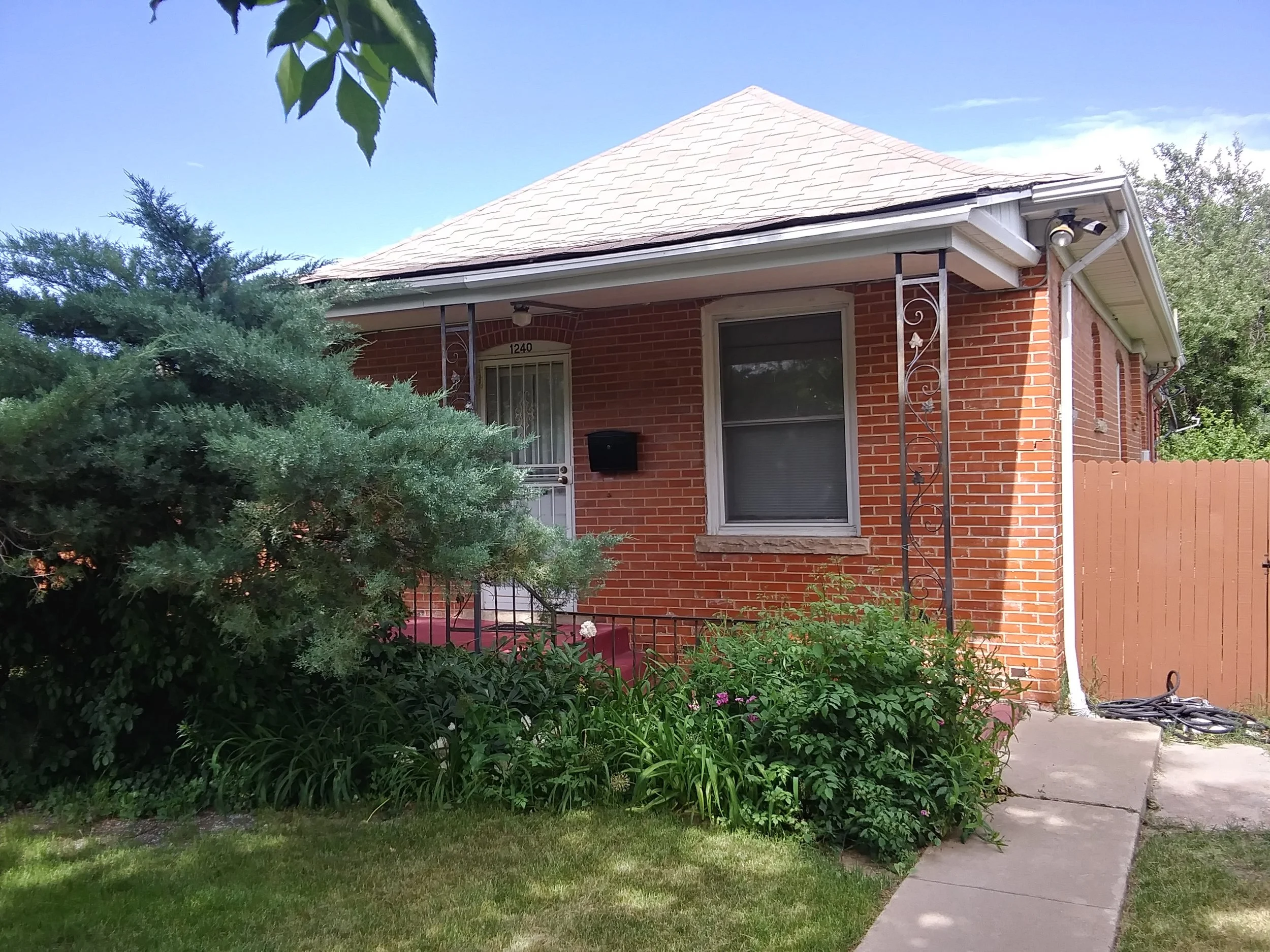 1240 Syracuse Street (Built in 1910)