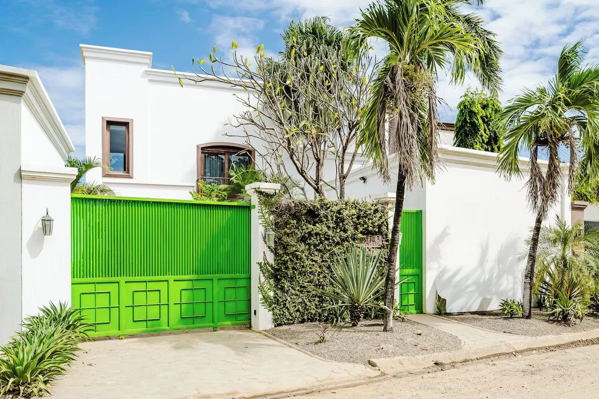 Secure front courtyard with automatic gate opener
