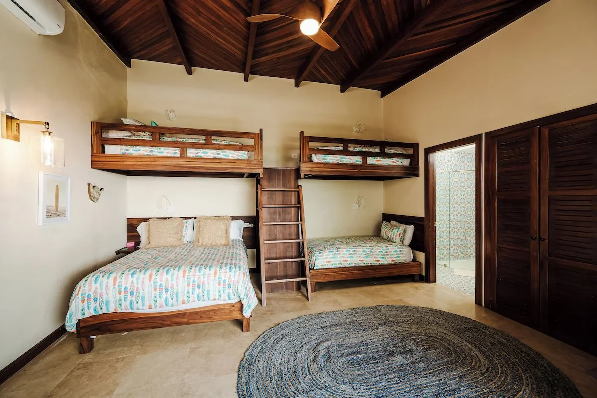 Perfect space for children or groups, lighting and outlets for each bed
