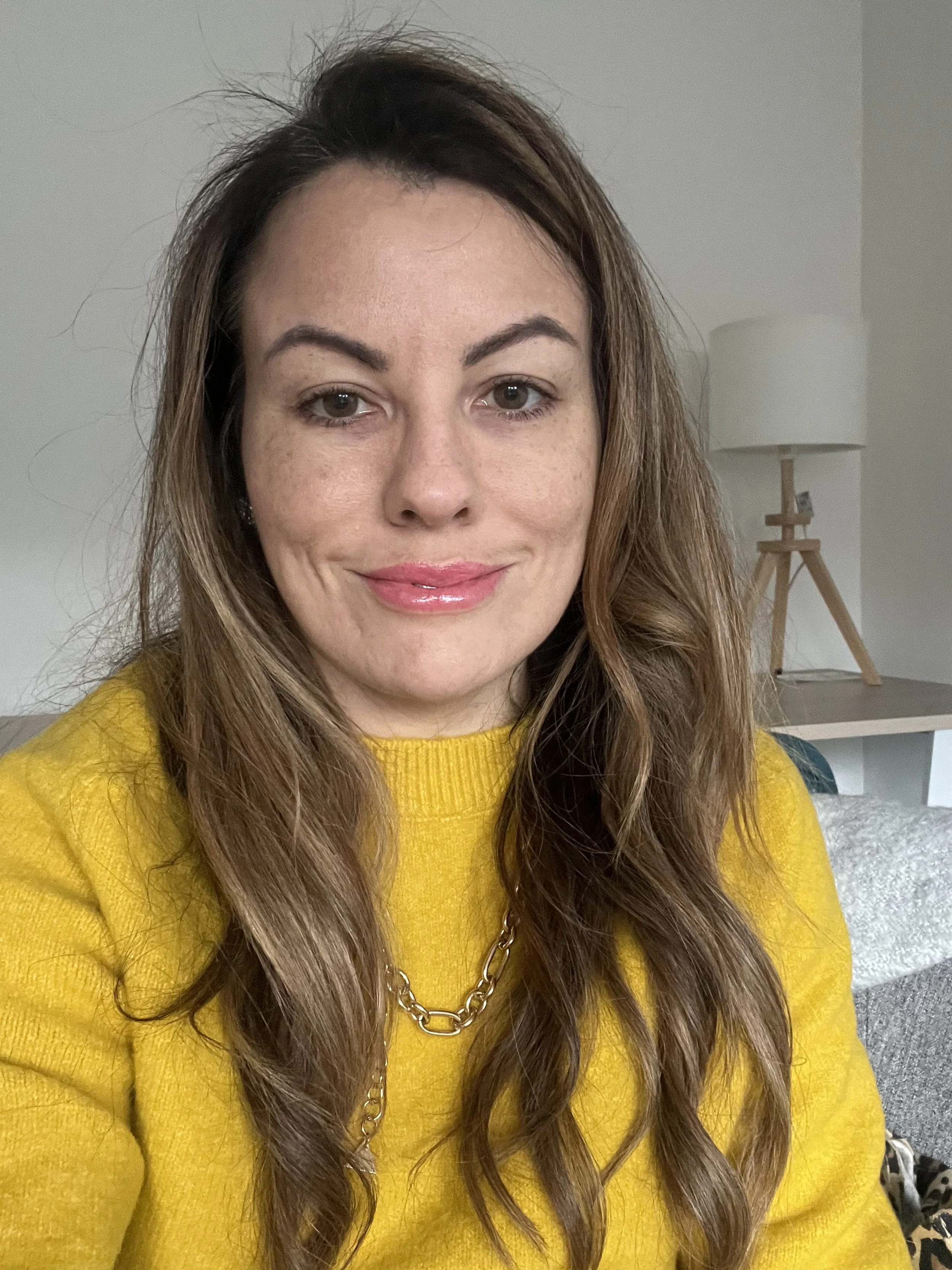 Angela Gallagher \ Somatic Experiencing Practitioner | Glasgow | Scotland | online | trauma healing