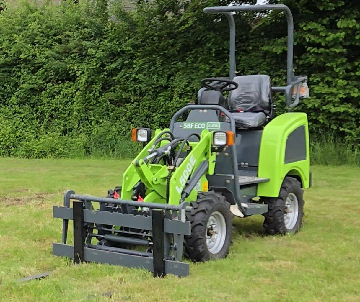 Front view of L500E Electric mini wheel loader