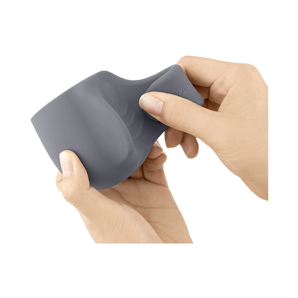 le-wand-loop-silicone-attachment-02_jpg.jpg