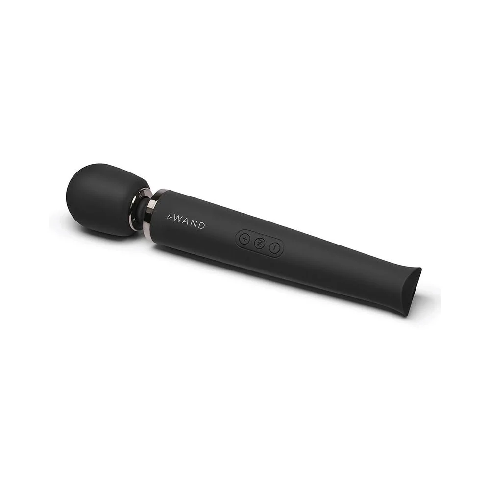 le-wand-massager-black-06_jpg_f9b6c4e3-eda7-415d-b6a5-313f8997aabd.jpg