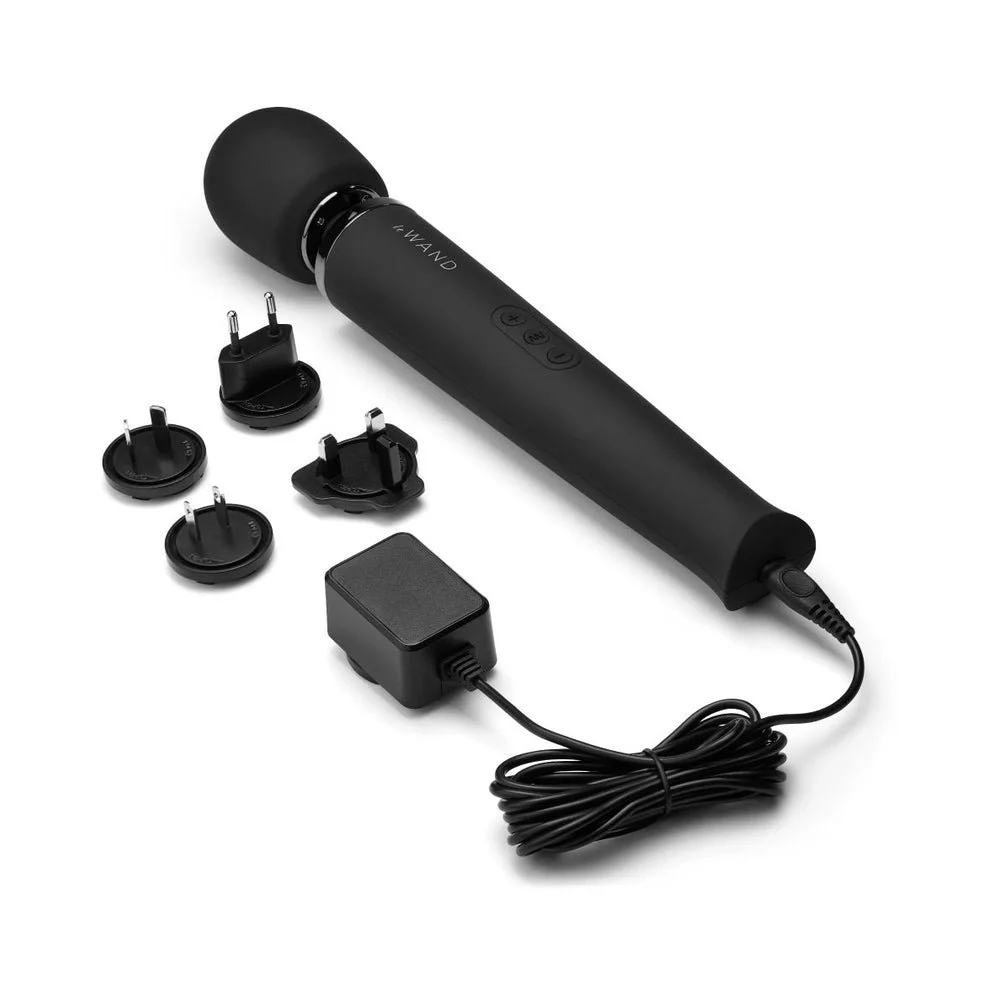le-wand-original-vibrator-matte-black-02_jpg.jpg