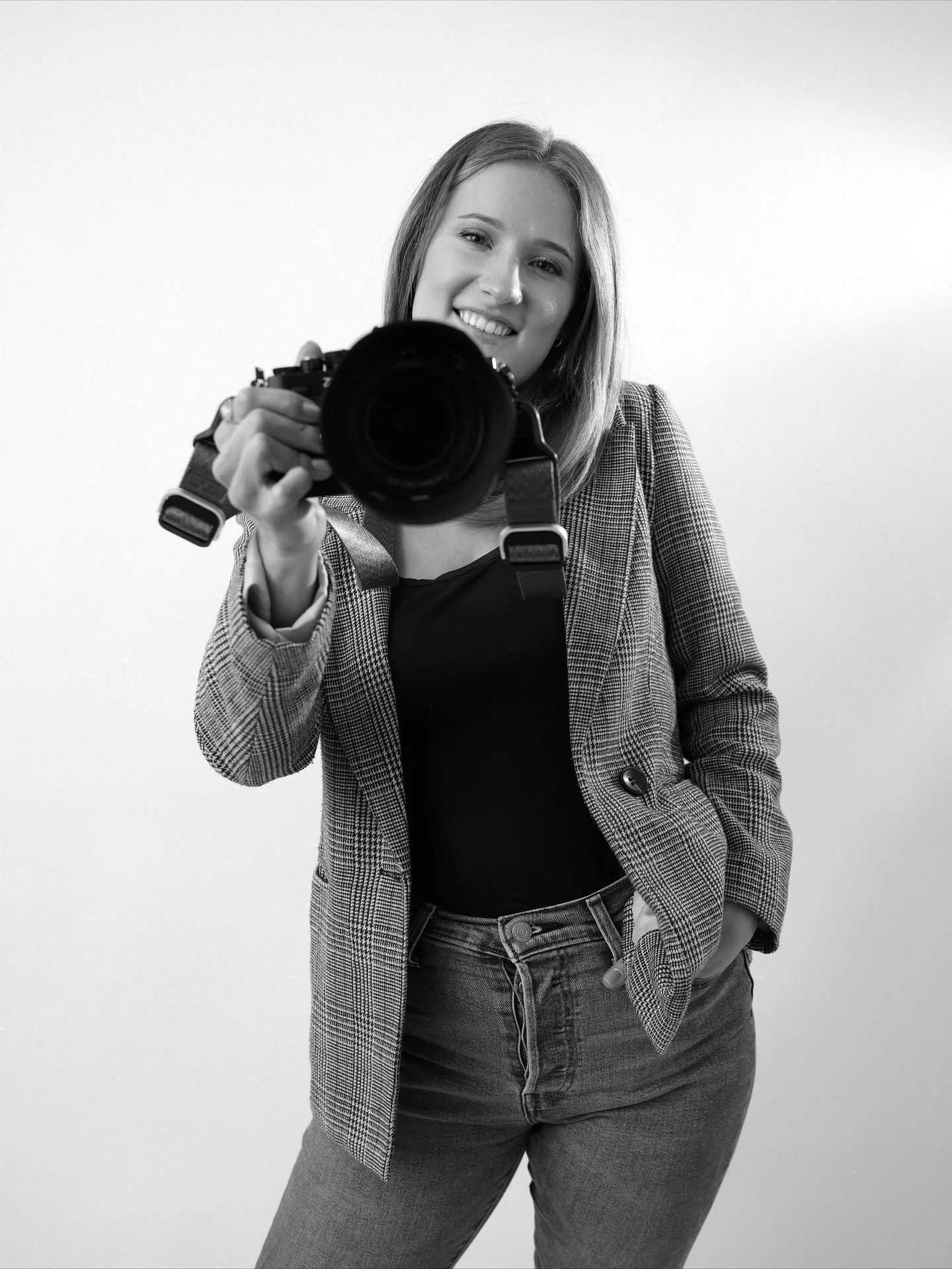 welcome to taylor&rsquo;s photo studios ✨ I offer elopement, engagement, lifestyle and branding photography. I also offer website design and marketing as well as social media marketing and business card designing. my site is linked in my bio. taken b