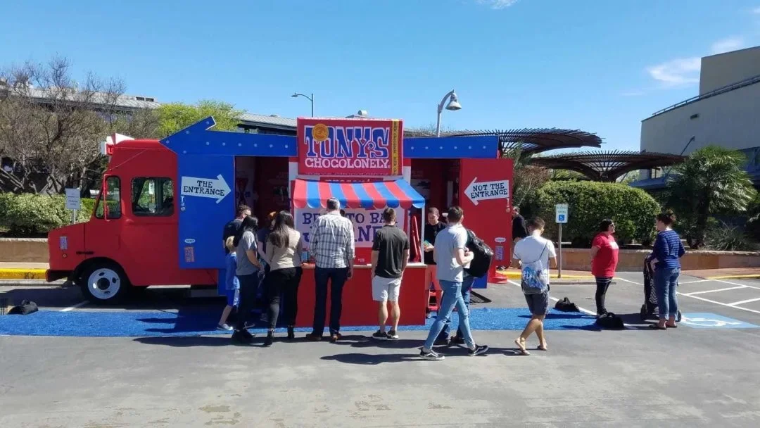 Chocotruck-courtesytonyschocoloney_r6iptg.jpeg