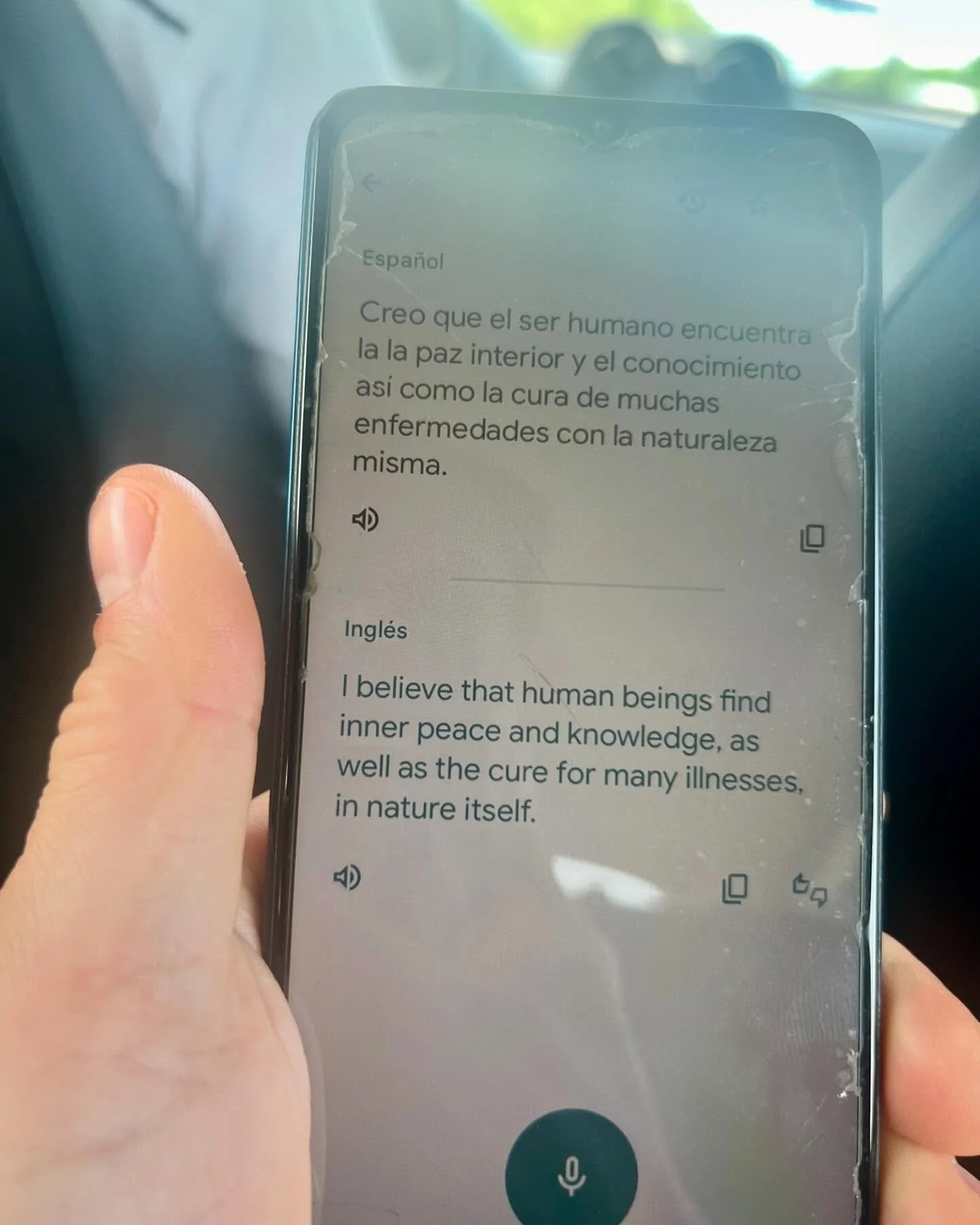 A screenshot from part of a conversation that I had with my cab driver in Mexico a few weeks ago after retreat 😁

I didn&rsquo;t know the word &lsquo;conocimiento&rsquo;, so he spoke the phrase into his phone &amp; handed it to me 🥲

I could feel m