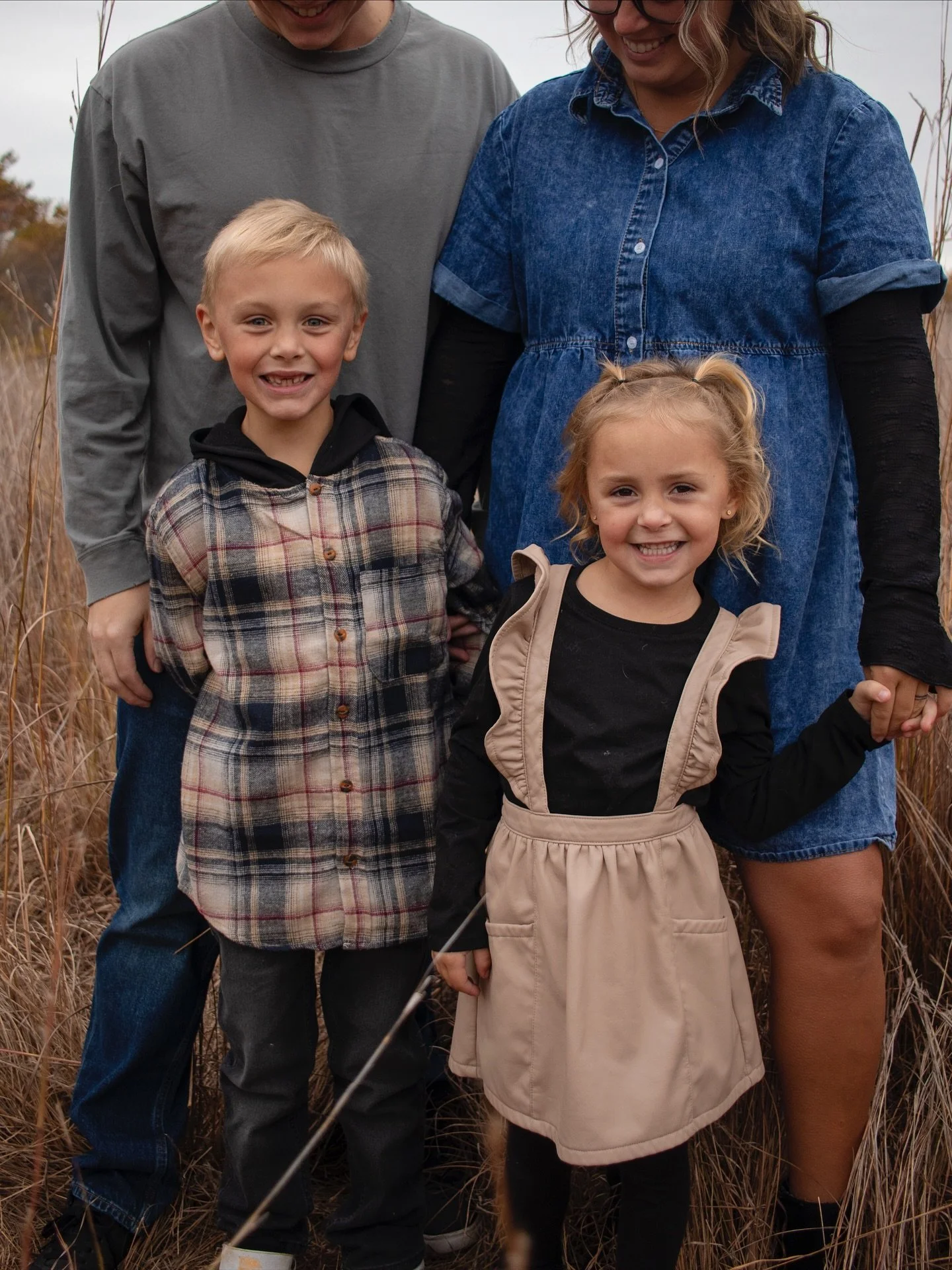 the nethertons

loved taking pictures of this beautiful family, they make family photos easy 🤩