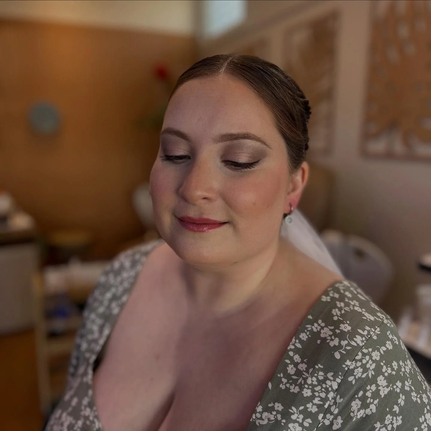 From &quot;Yes&quot; to &quot;I do&quot;- let your bridal glow shine through with flawless hair and makeup tailored to your unique style. 
Let's create your dream bridal glam-inquire today! 
#bridalglam #weddingmakeup #bridalhair #makeupartist #hairs
