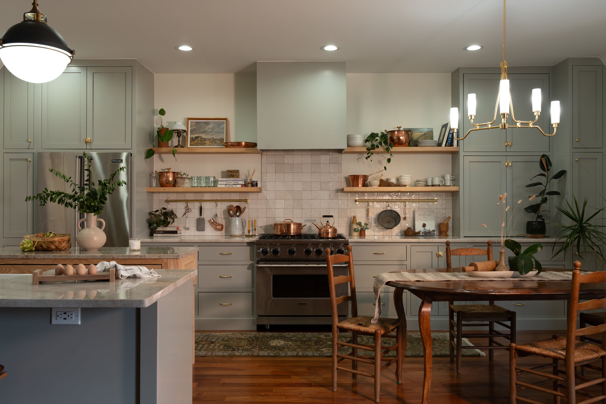 Why Some Kitchens Feel Expensive Even When They Aren’t.