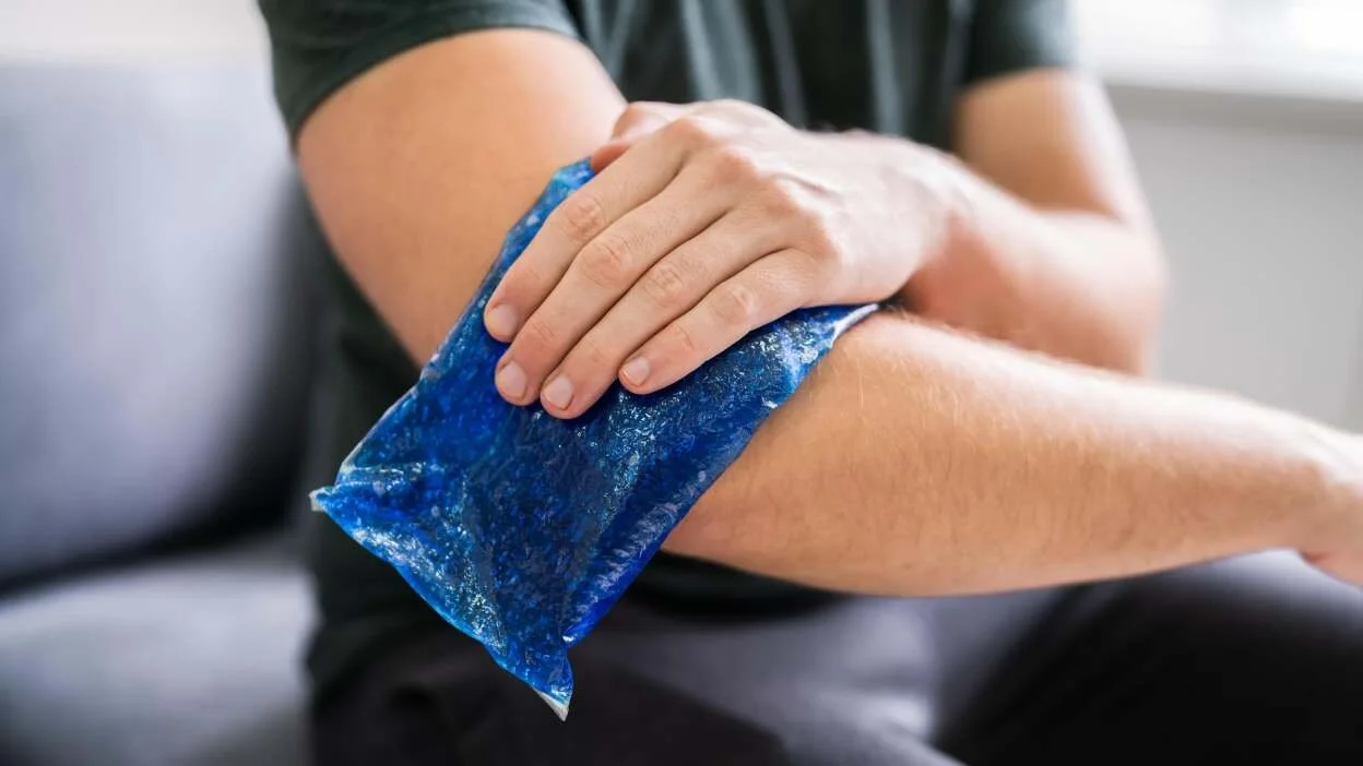 Ice vs. Heat for Injuries - What Does the Evidence Say?