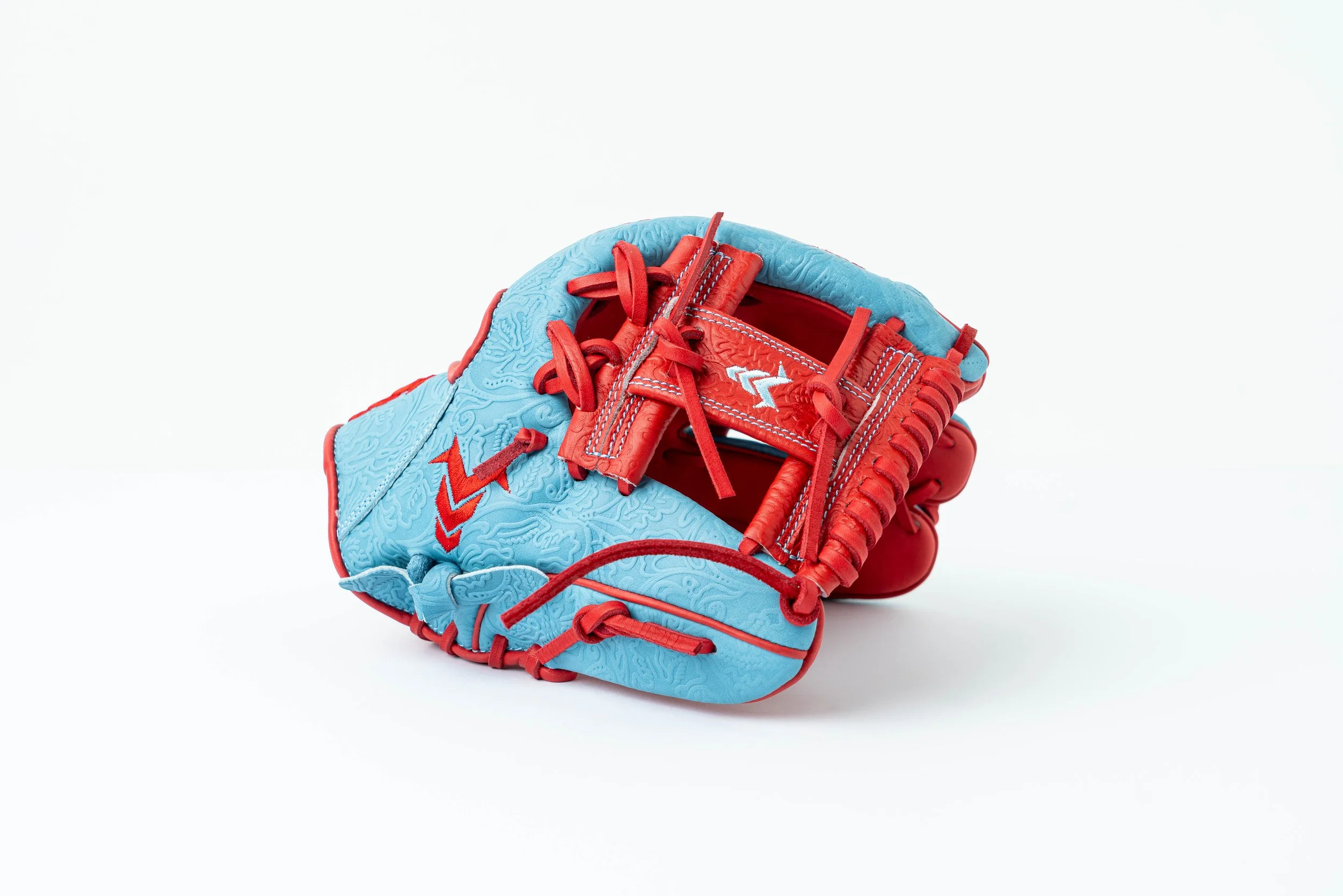 Baseball Glove (Red / Light Blue)