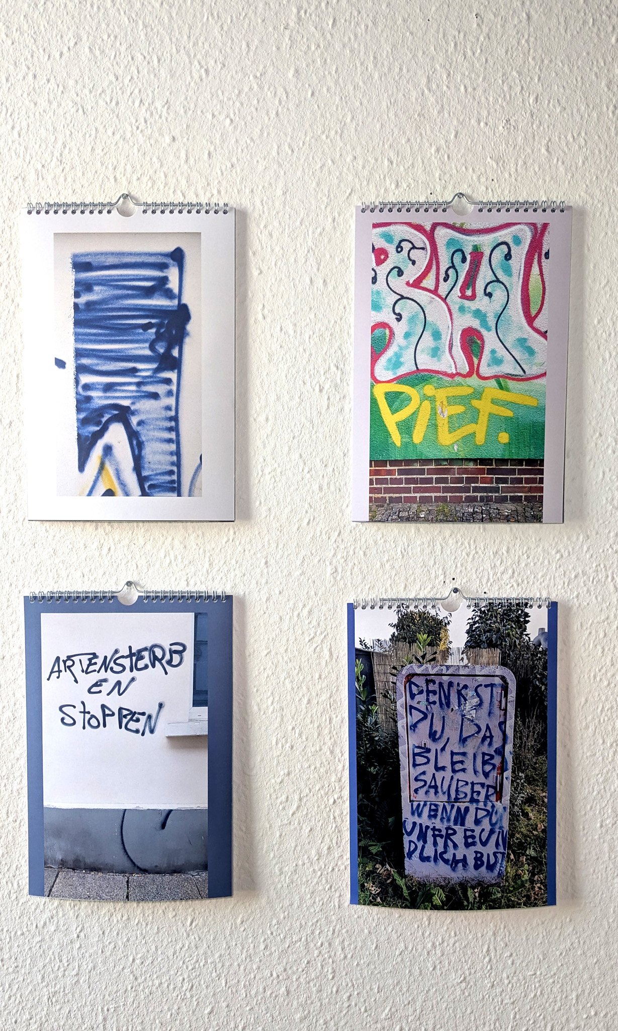 WEB-RauhfaserCollektionAnsicht-street-talk-mano-krach-5.JPG