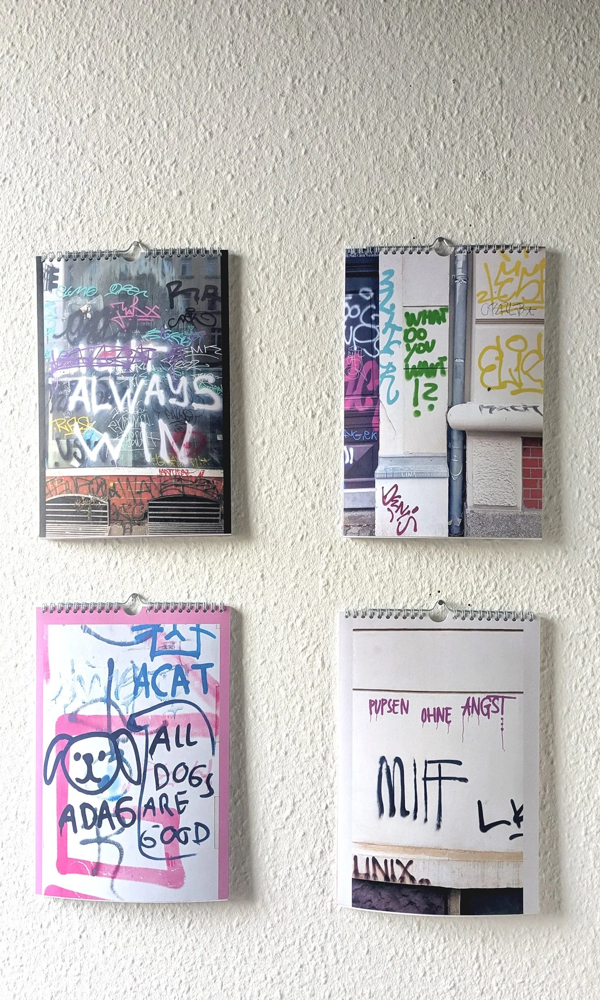 WEB-RauhfaserCollektionAnsicht-street-talk-mano-krach-13.JPG