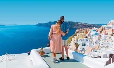 Honeymoons -
Planning a wedding is hard work. Planning a honeymoon shouldn't be! I will plan your perfect romantic, picturesque honeymoon of your dreams - allowing you to focus on which bottle of bubbles to pop when you get there!