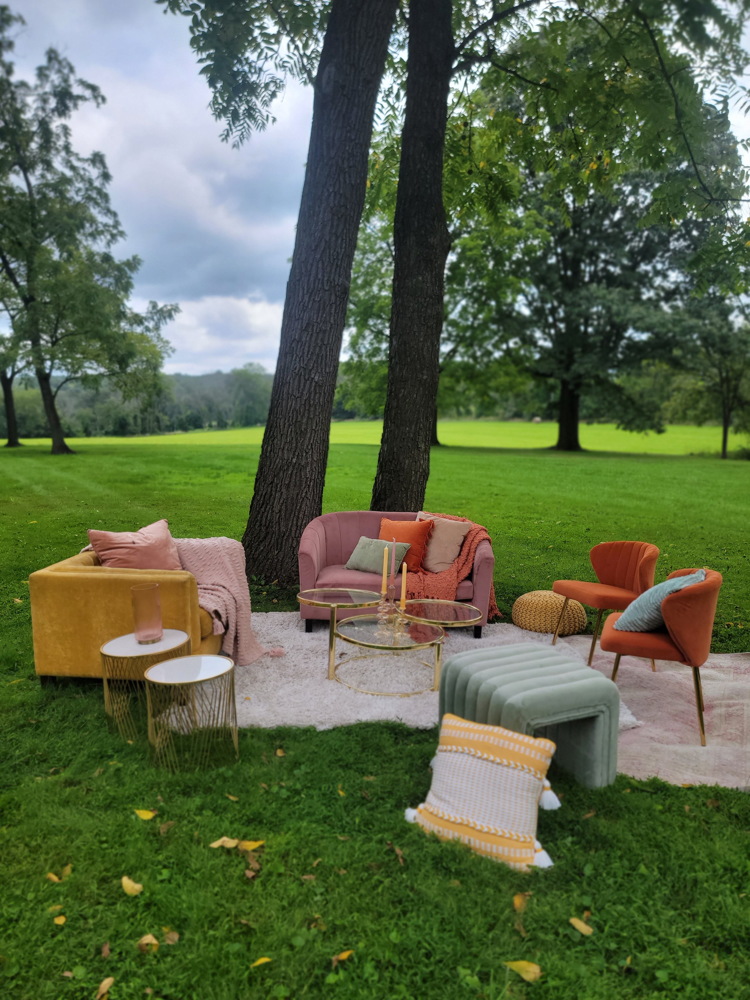 colorful lounge stevie tenley denni.jpg