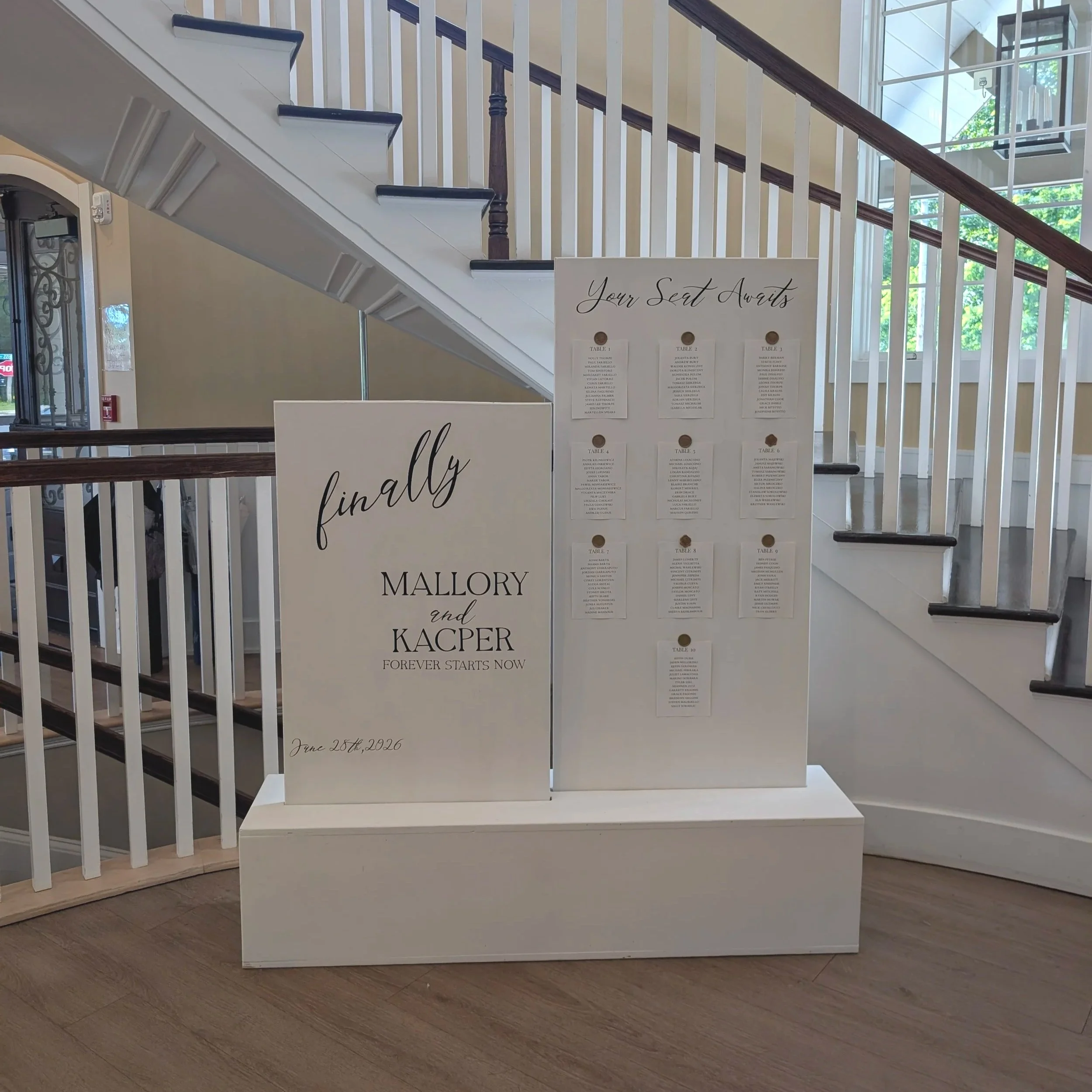 Box+Seating+Chart+%26+Welcome+Sign.jpg