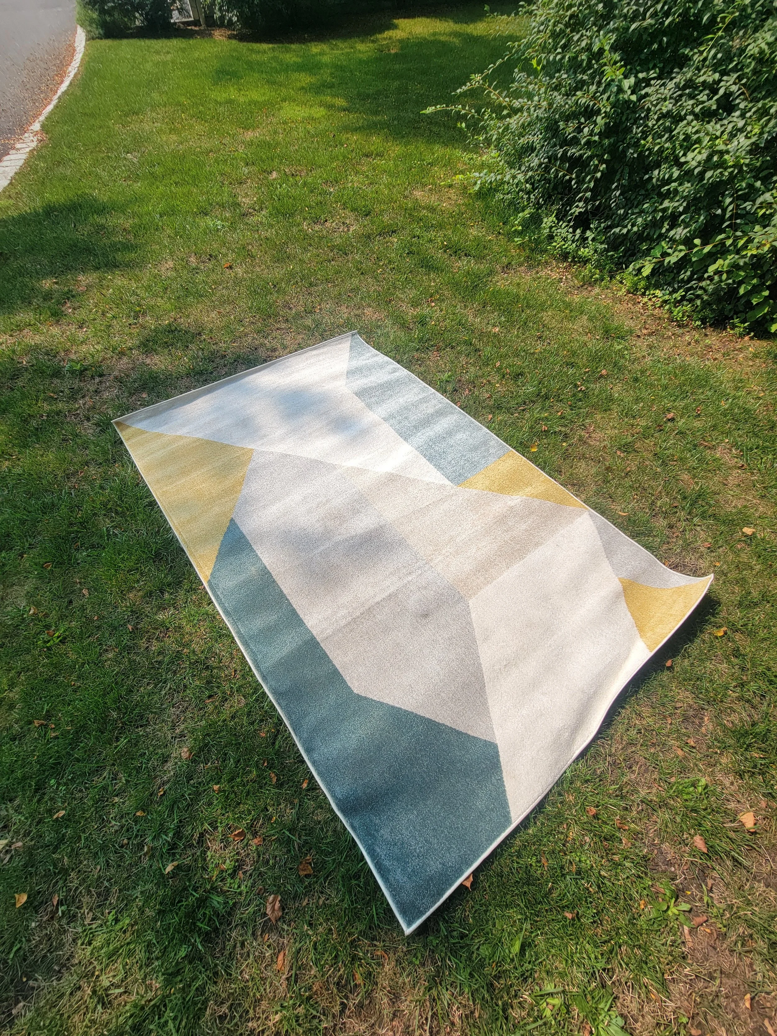 Geometric Blue Yellow (3).jpg