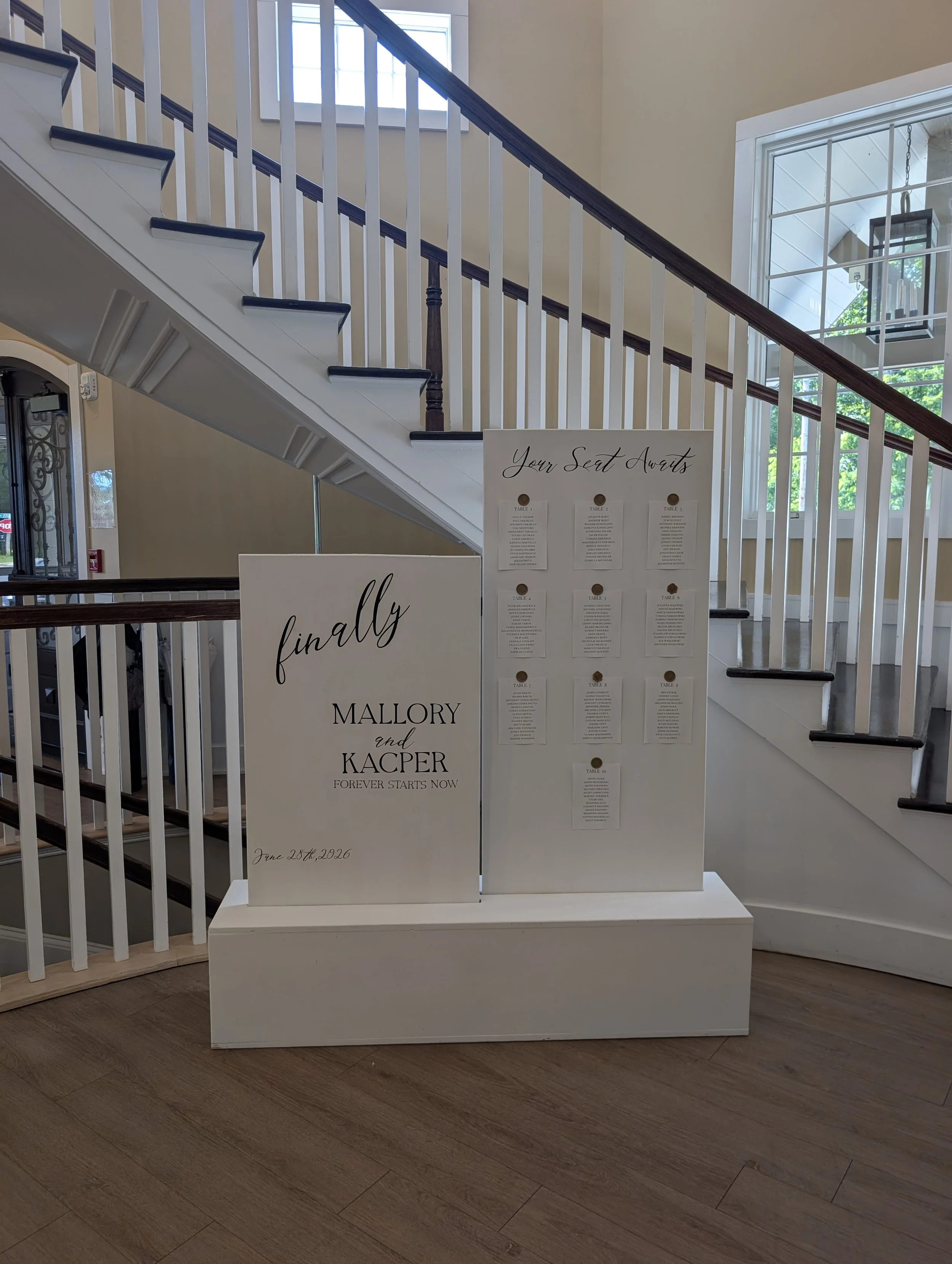 Box Welcome Sign & Seating Chart