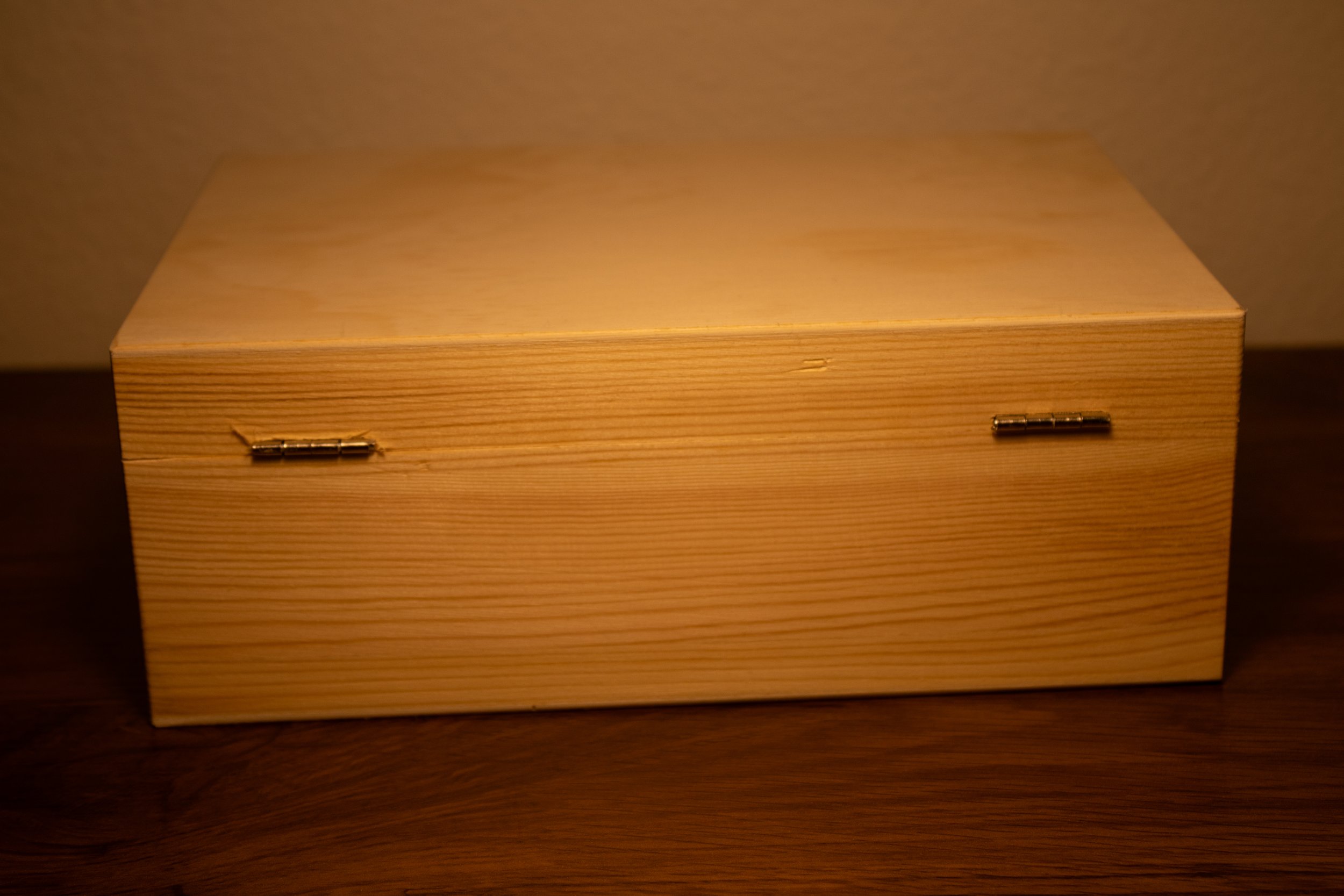 Handled Keepsake Box Back.jpg