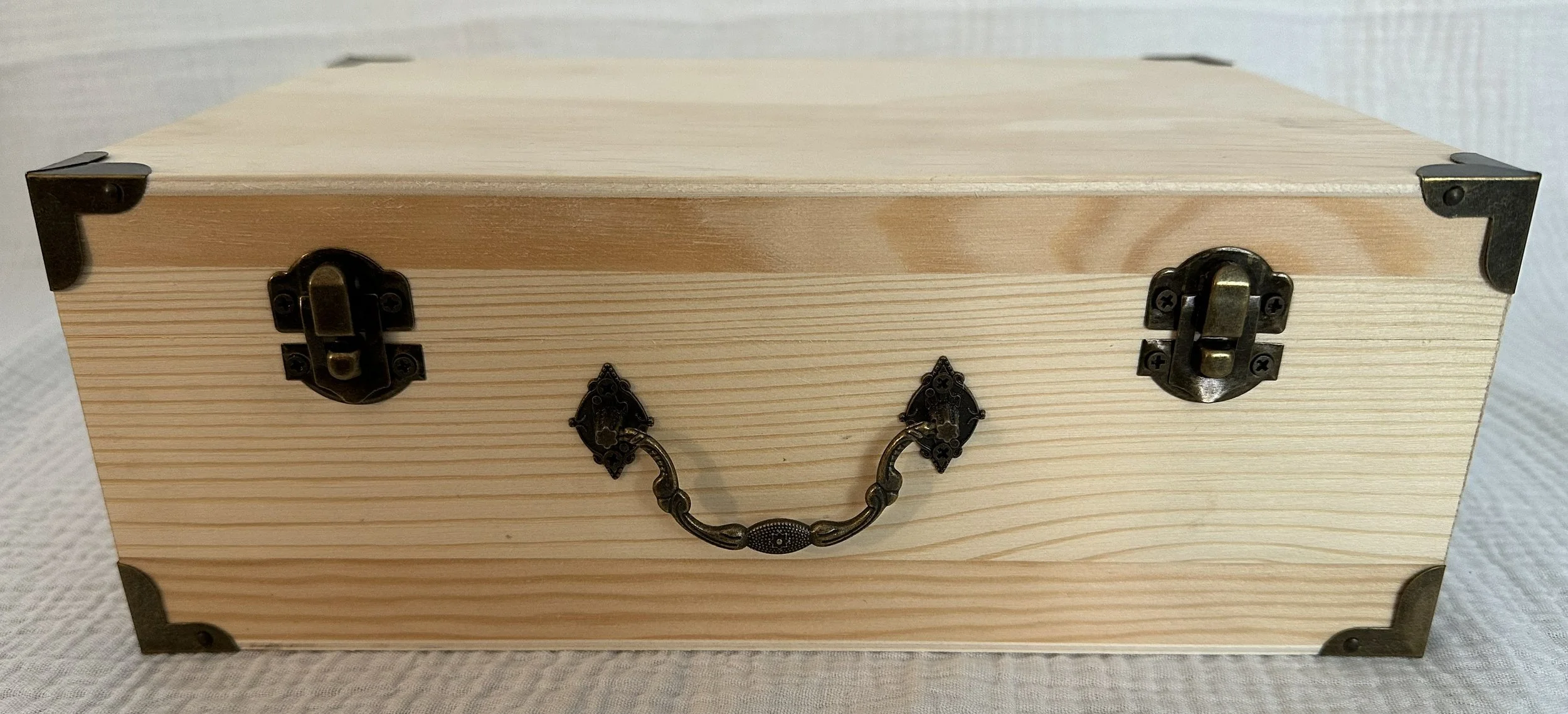 Antique-Inspired Wooden Keepsake Chest