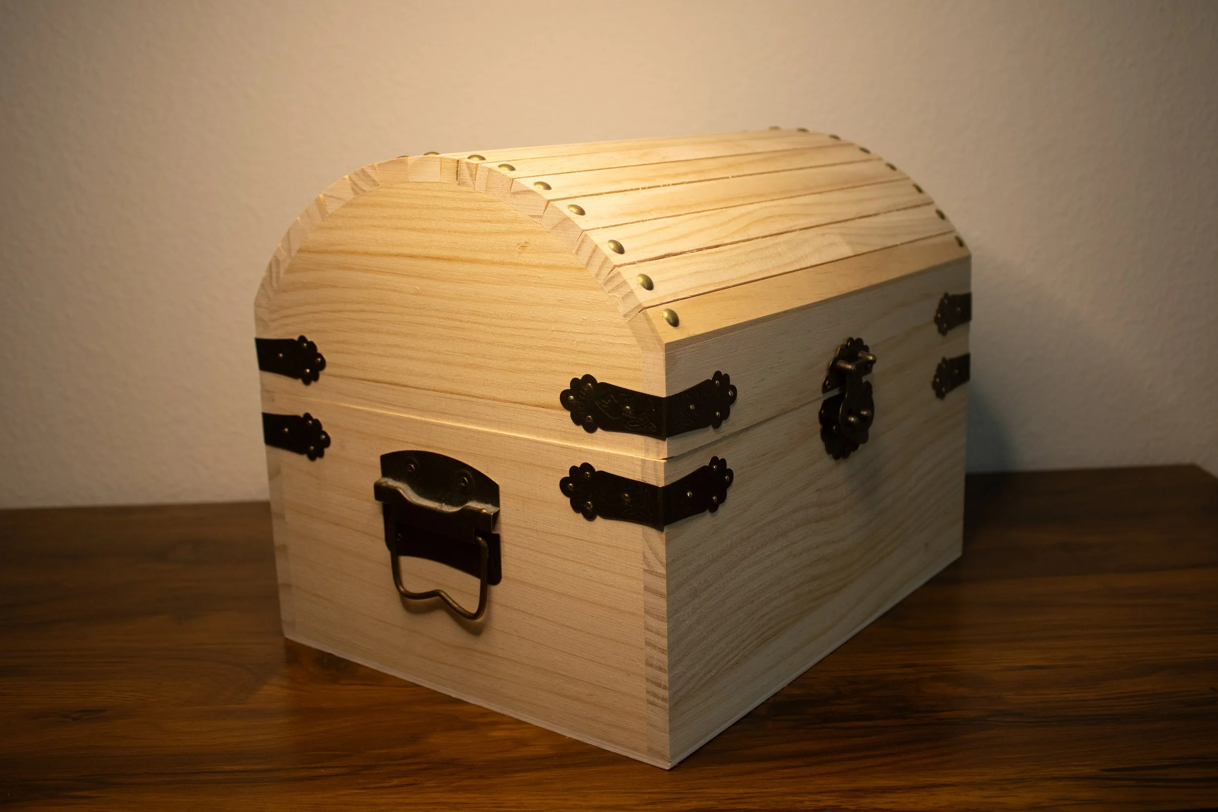 Heirloom Treasure Chest Side.jpg