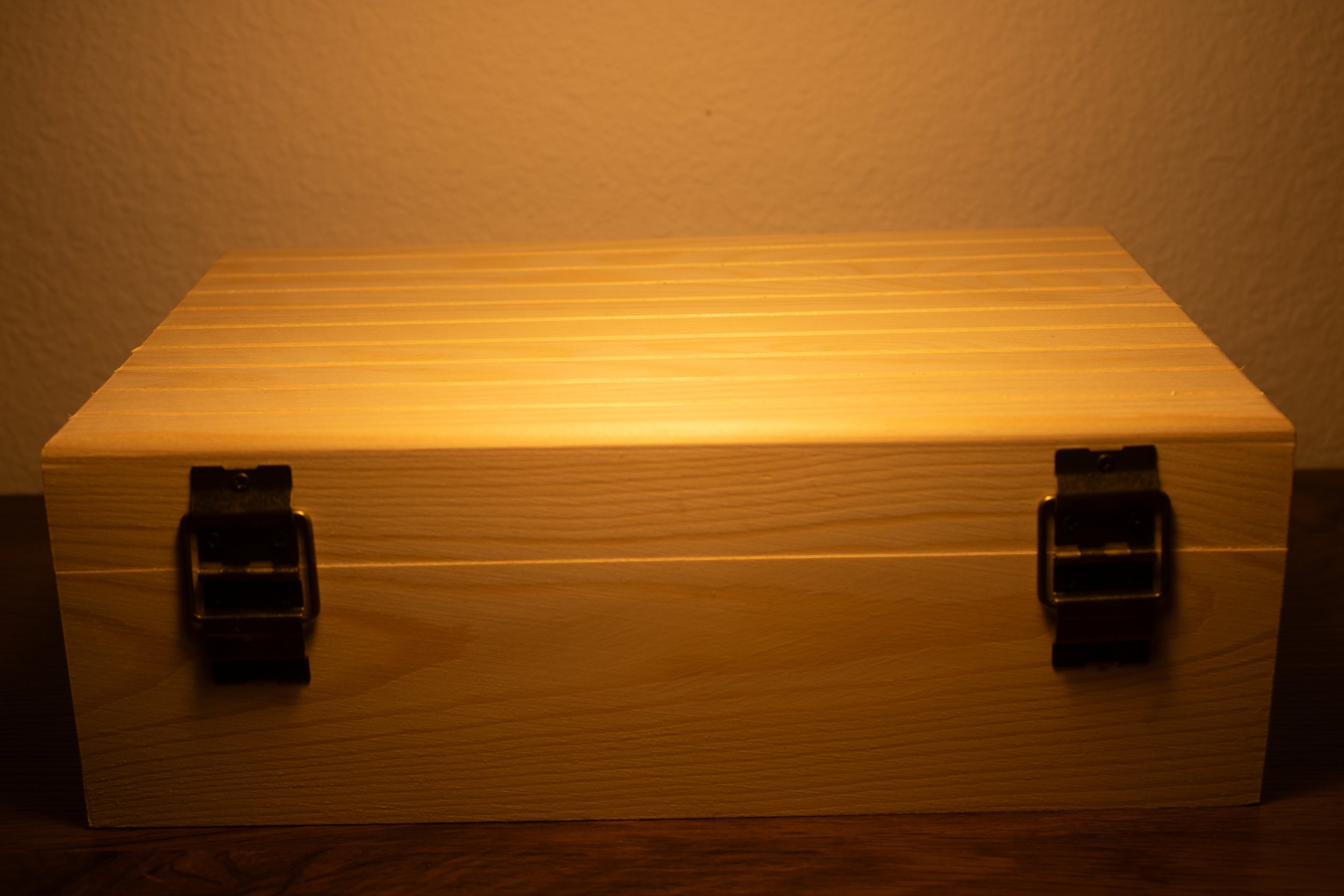 Minimalist Keepsake Box Back.jpg