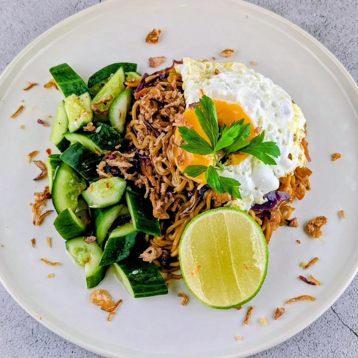 Restaurant-quality. Delivered.

Mie-goreng with a smashed cucumber salad, tailored to our customer preference ingredients.

At Artisan Meals Company, we create healthy, chef-crafted meals for people who want to eat well without compromise. We shop, p