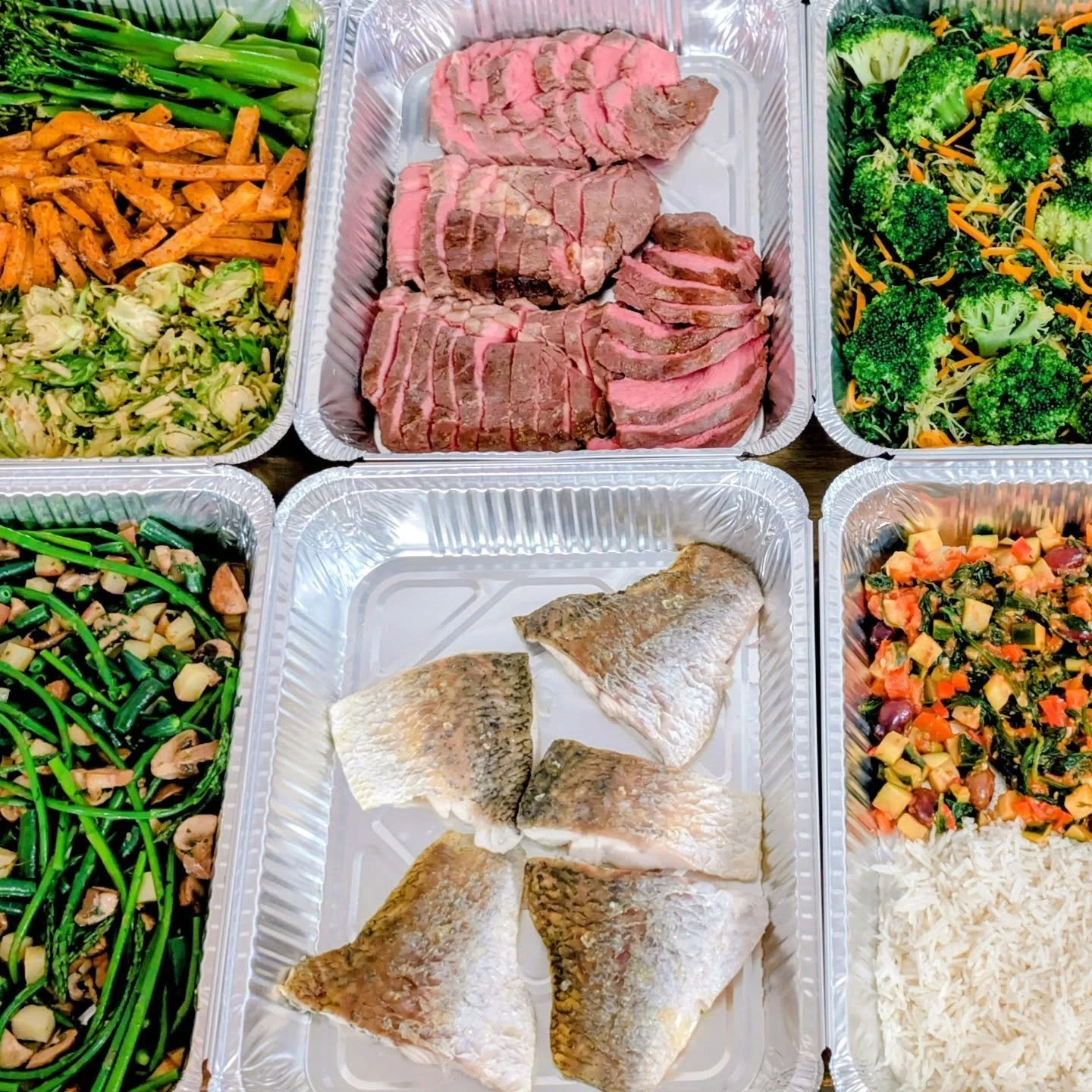 In search of a meal service that caters to your unique needs? You're in luck! Here's a glimpse of our customised customer orders.

We understand that busy individuals and families often struggle to find time for healthy, nutritious meals. That's why 